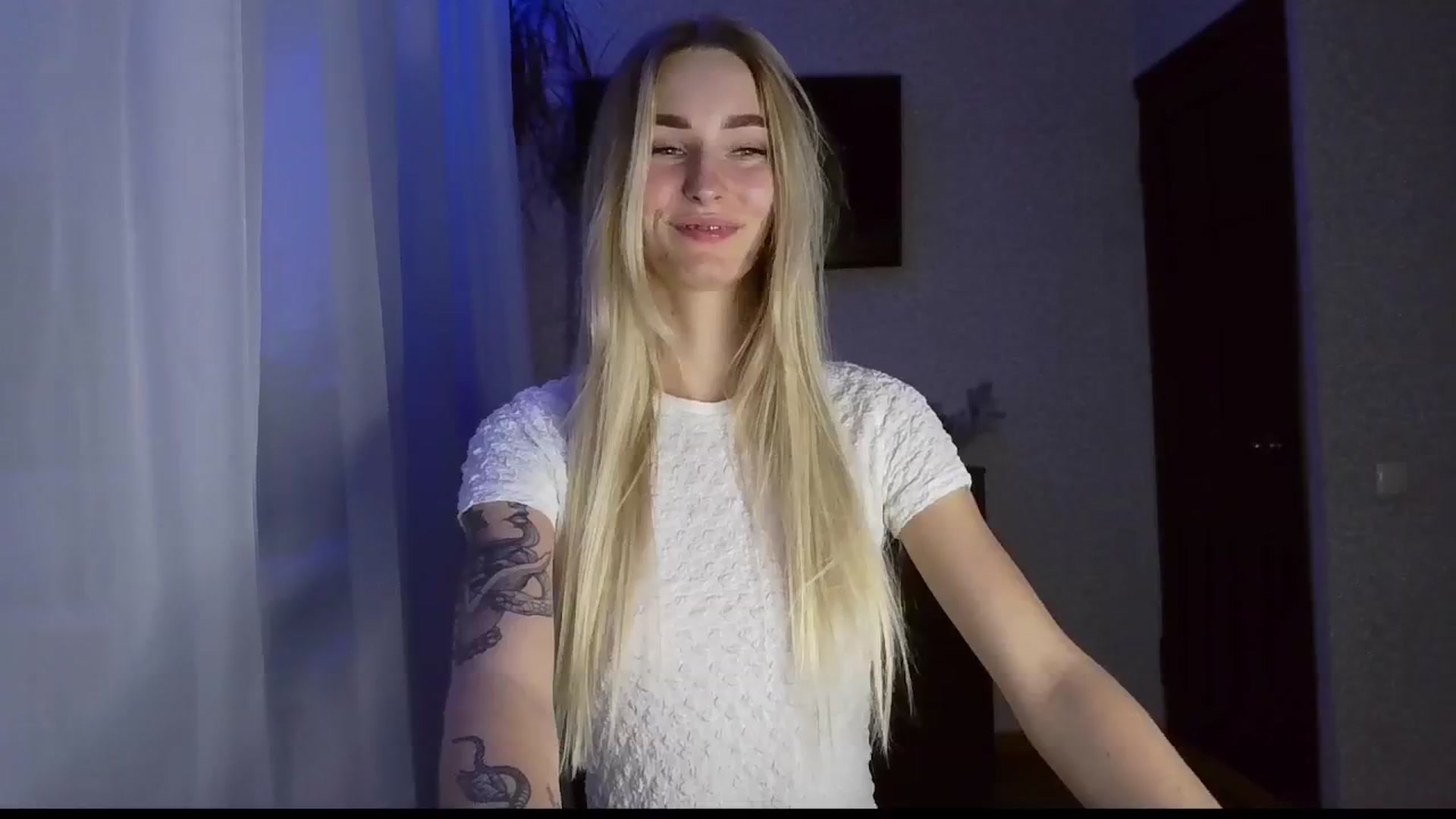 Gallery image thumbnail from Milaa's myfreecams stream on, 09/20/2024, 16:06 image 19 of 20