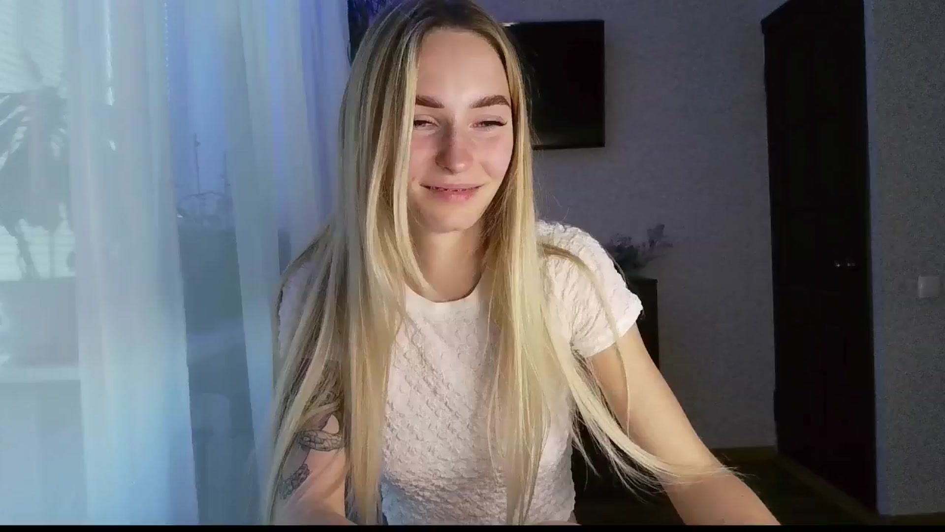 Gallery image thumbnail from Milaa's myfreecams stream on, 09/21/2024, 15:03 image 19 of 20