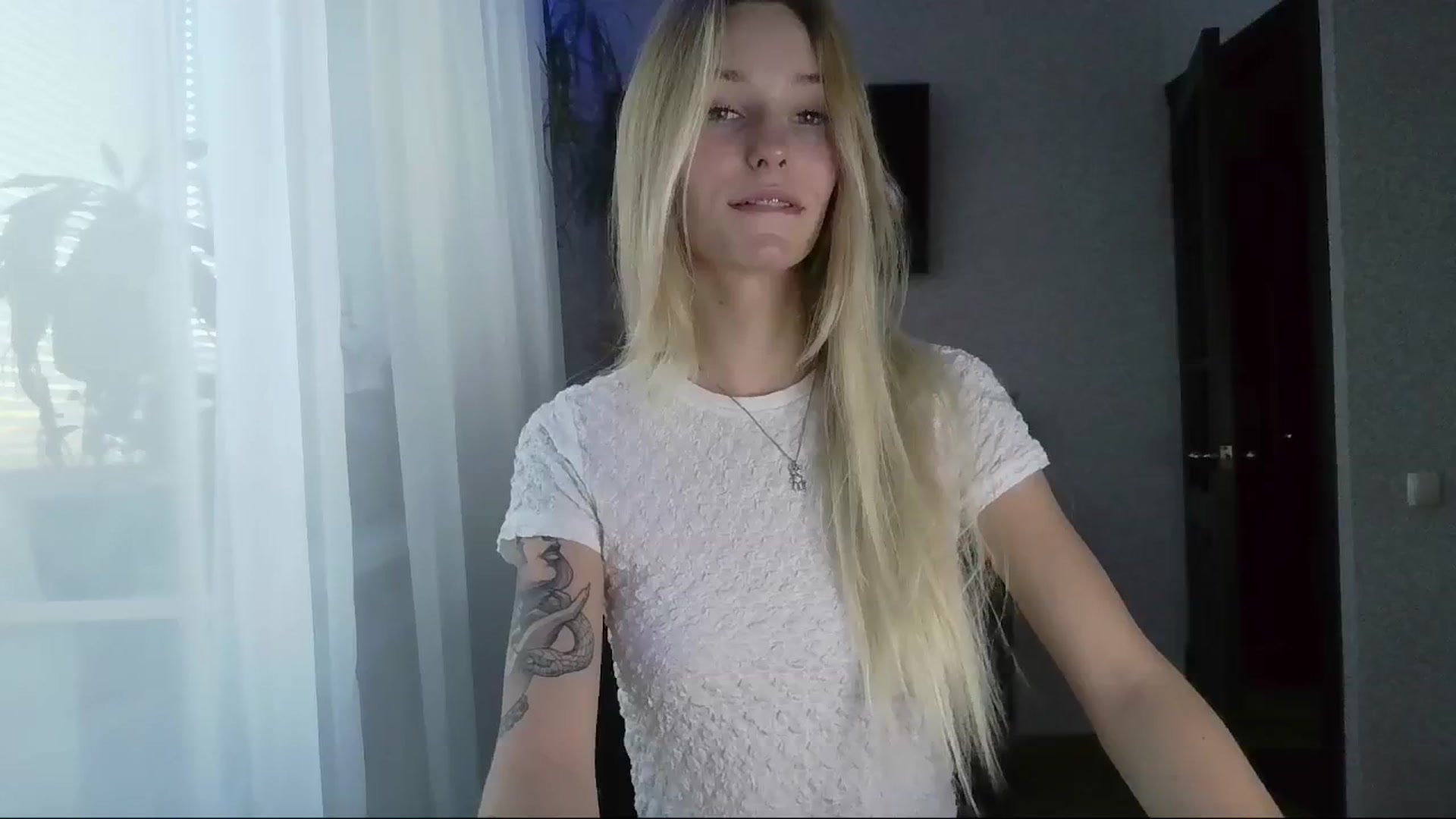 Gallery image thumbnail from Milaa's myfreecams stream on, 10/05/2024, 15:34 image 2 of 20