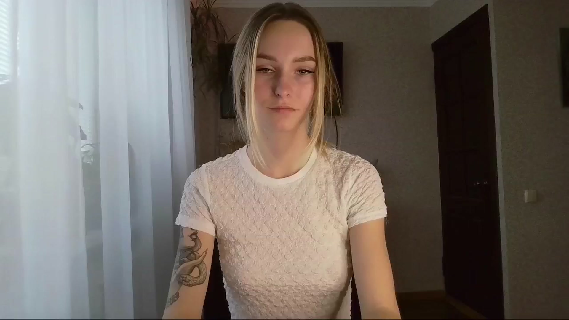 Gallery image thumbnail from Milaa's myfreecams stream on, 10/25/2024, 06:44 image 11 of 20