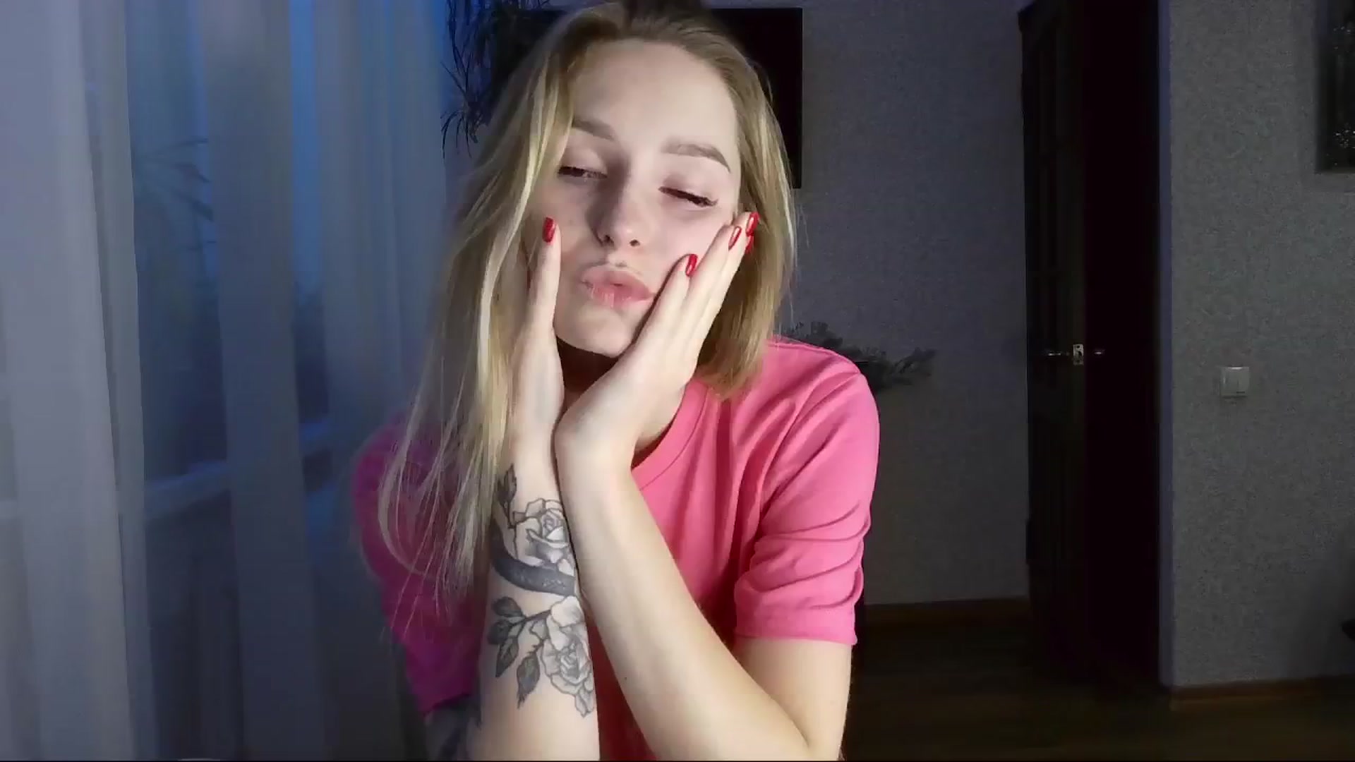 Gallery image thumbnail from Milaa's myfreecams stream on, 11/03/2024, 15:34 image 3 of 20
