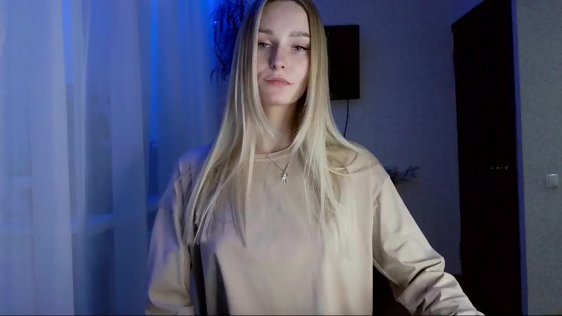 Gallery image thumbnail from Milaa's myfreecams stream on, 11/08/2024, 14:07 image 12 of 20
