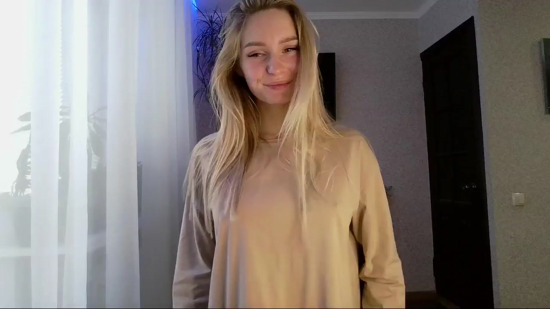 Gallery image thumbnail from Milaa's myfreecams stream on, 11/12/2024, 08:08 image 9 of 20
