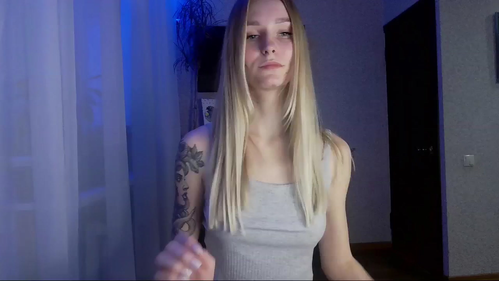 Gallery image thumbnail from Milaa's myfreecams stream on, 11/14/2024, 15:29 image 14 of 20