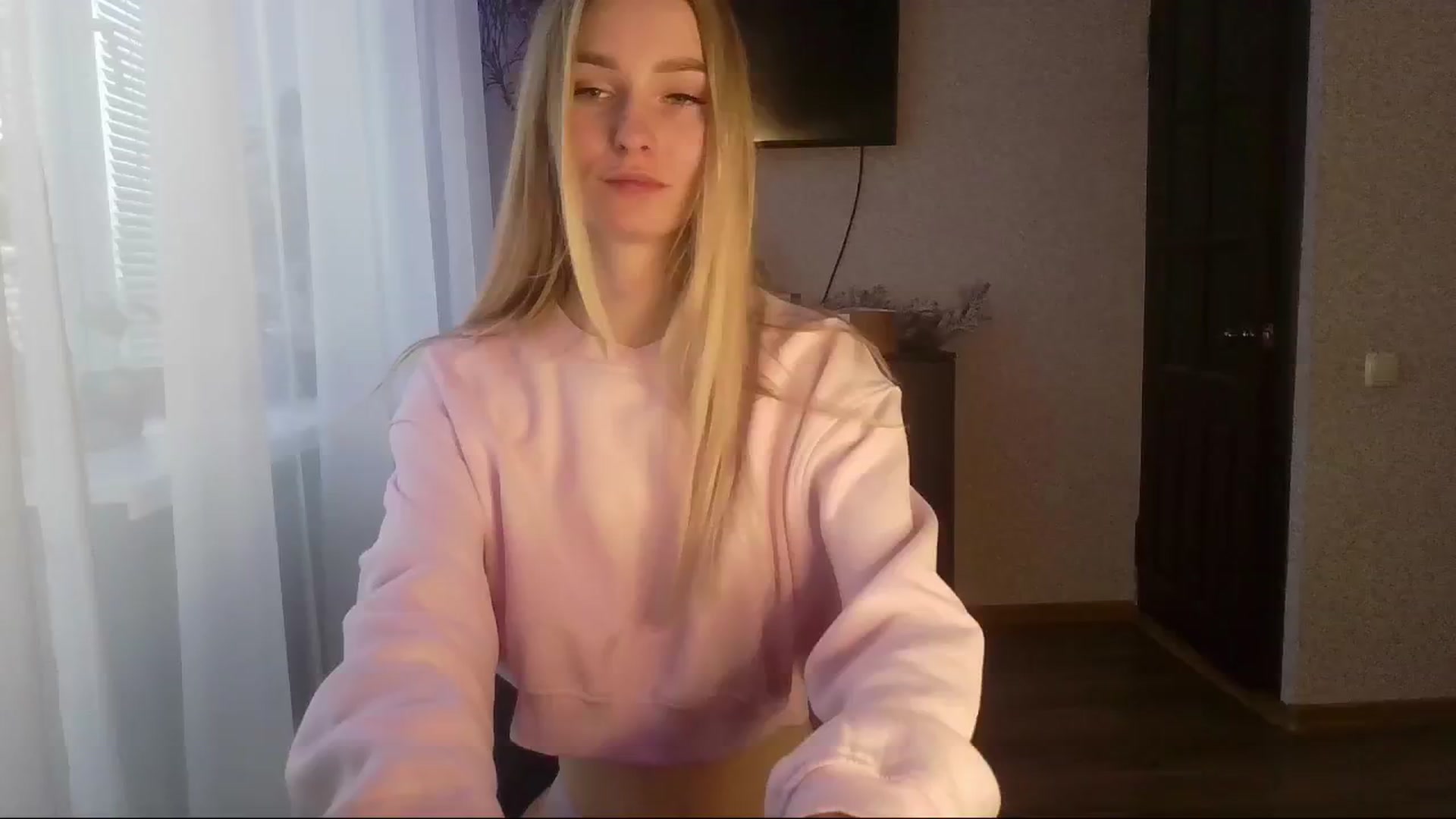 Gallery image thumbnail from Milaa's myfreecams stream on, 01/03/2025, 07:50 image 12 of 20