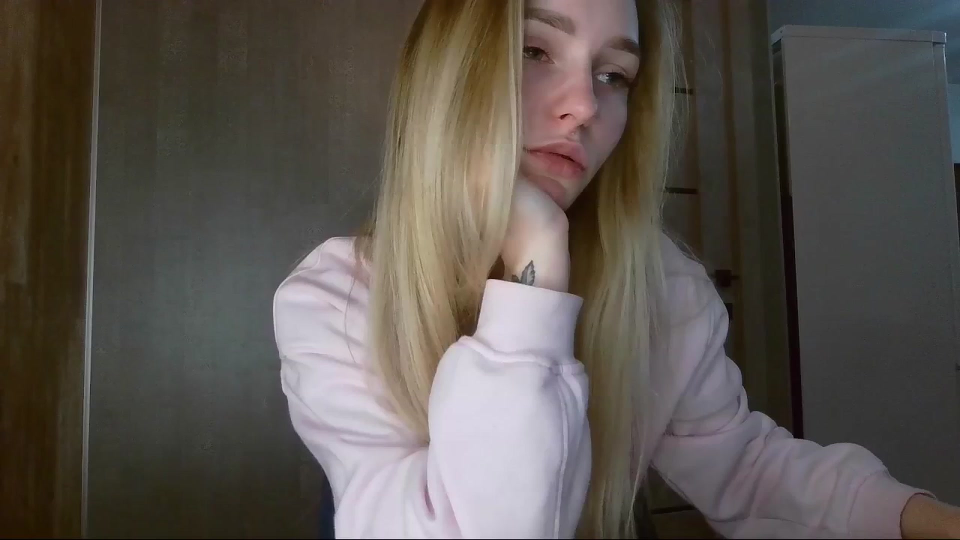 Gallery image thumbnail from Milaa's myfreecams stream on, 01/21/2025, 14:28 image 3 of 20