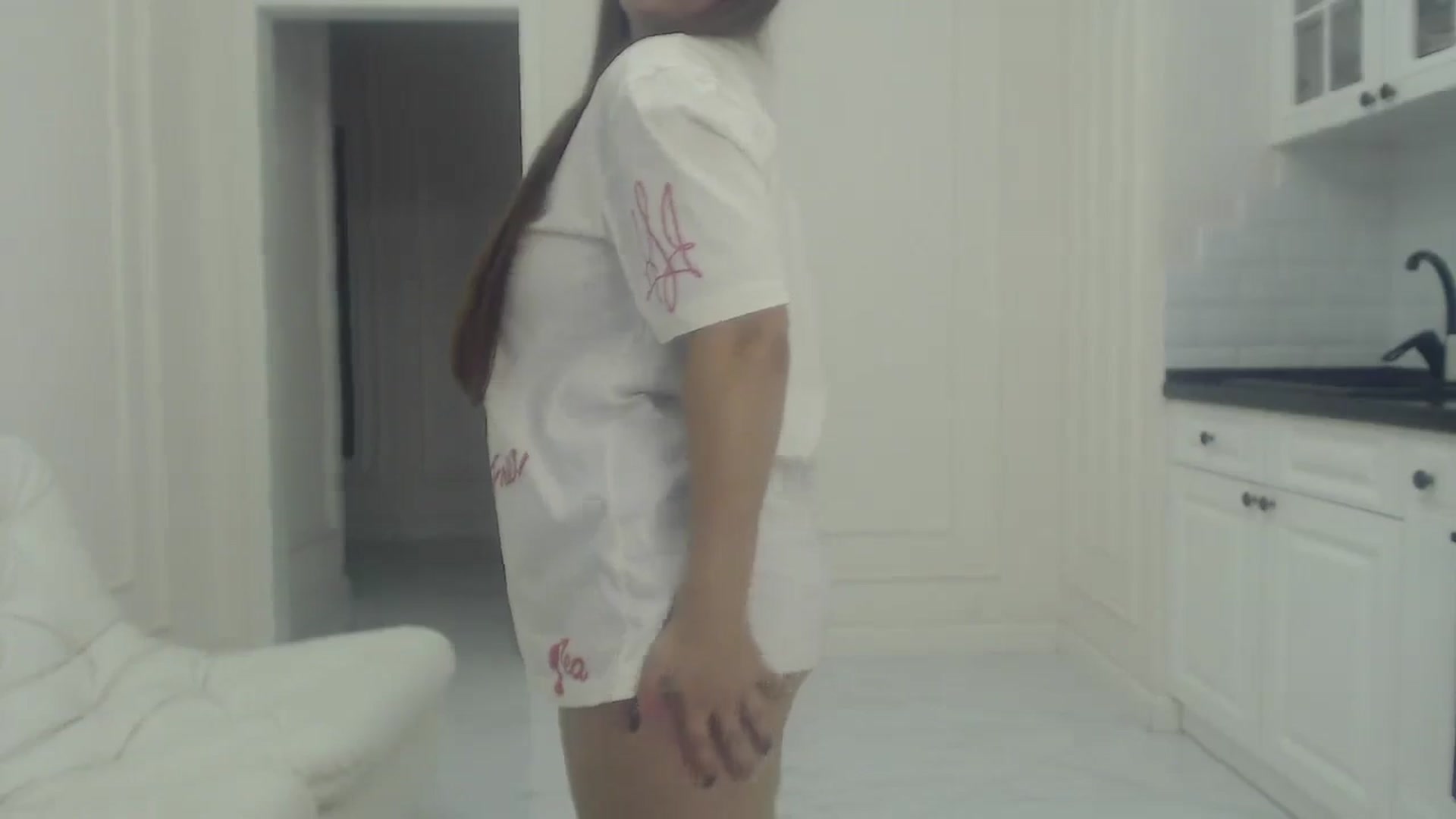 Gallery image thumbnail from Milaaa18's myfreecams stream on, 12/20/2025, 19:59 image 14 of 20