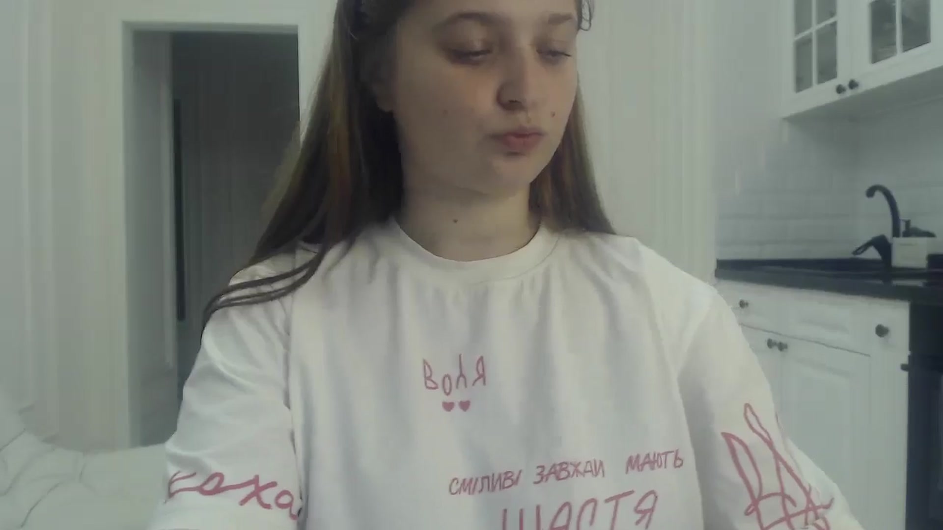 Gallery image thumbnail from Milaaa18's myfreecams stream on, 12/20/2025, 19:59 image 8 of 20