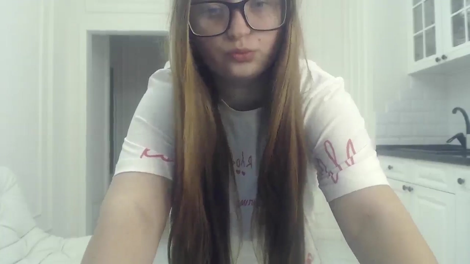 Gallery image thumbnail from Milaaa18's myfreecams stream on, 12/20/2025, 19:59 image 11 of 20