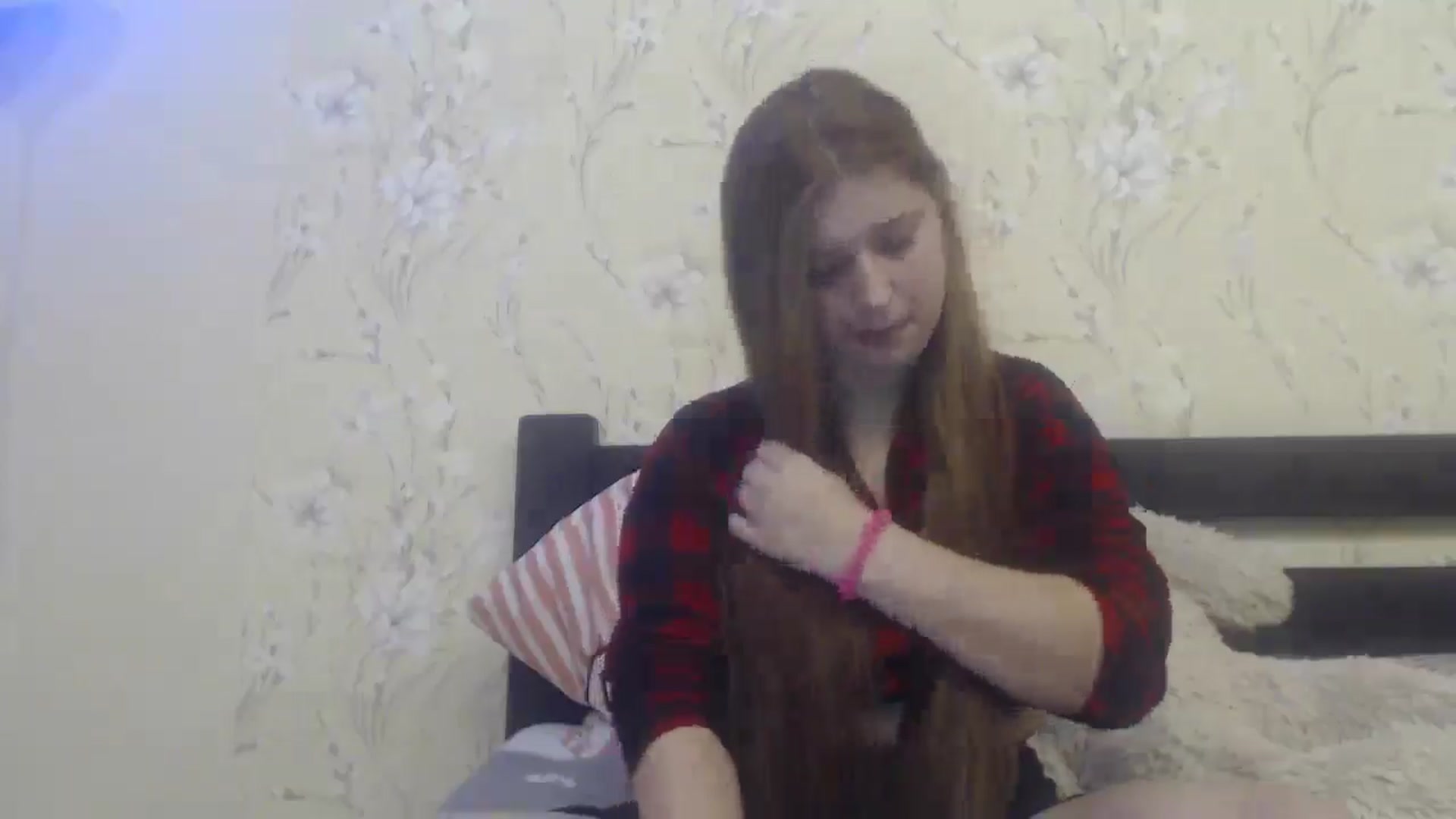 Gallery image thumbnail from Milaaa18's myfreecams stream on, 01/01/2026, 17:02 image 11 of 20