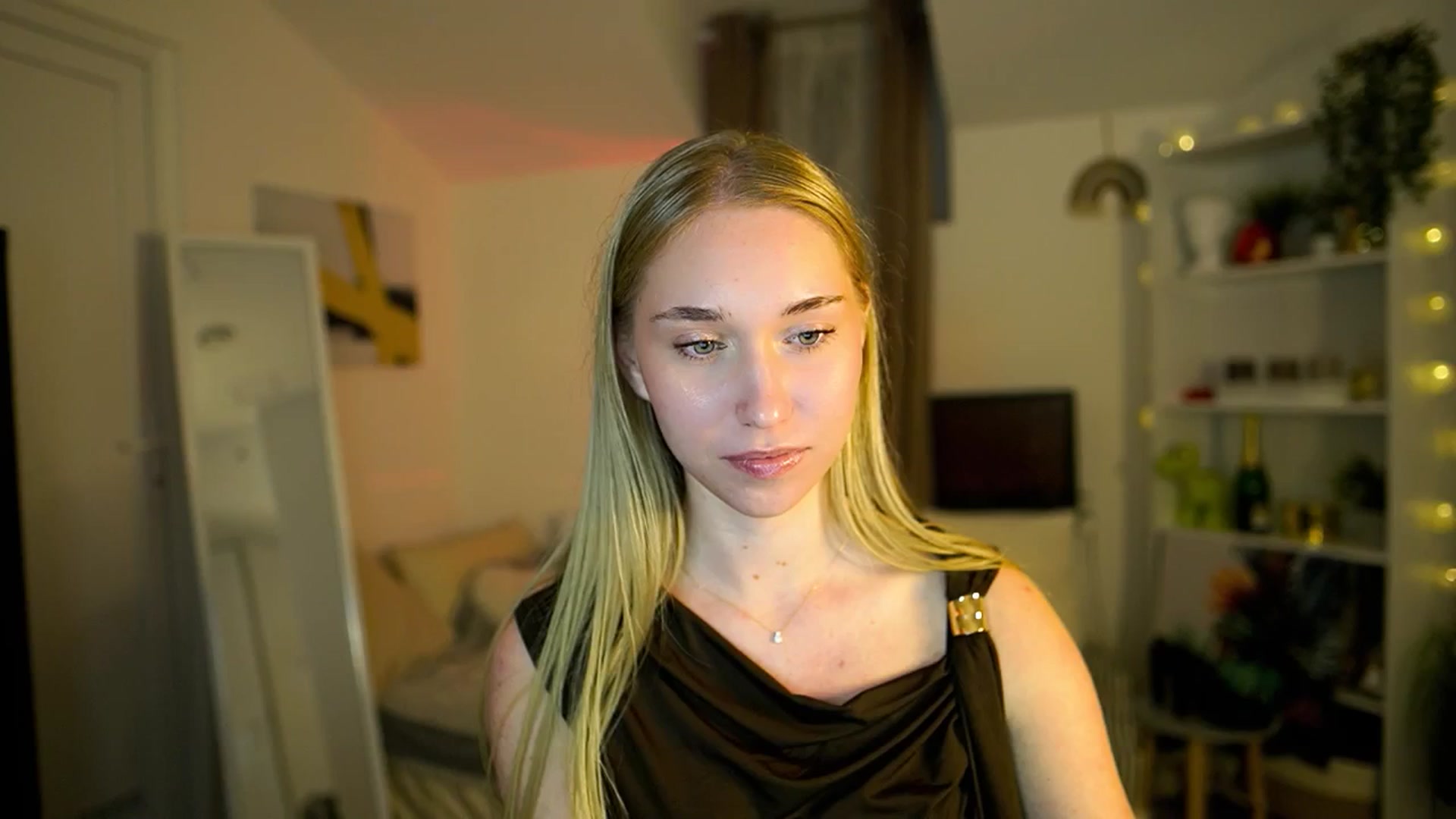 Gallery image thumbnail from Milabunny1's myfreecams stream on, 01/15/2026, 17:08 image 6 of 20