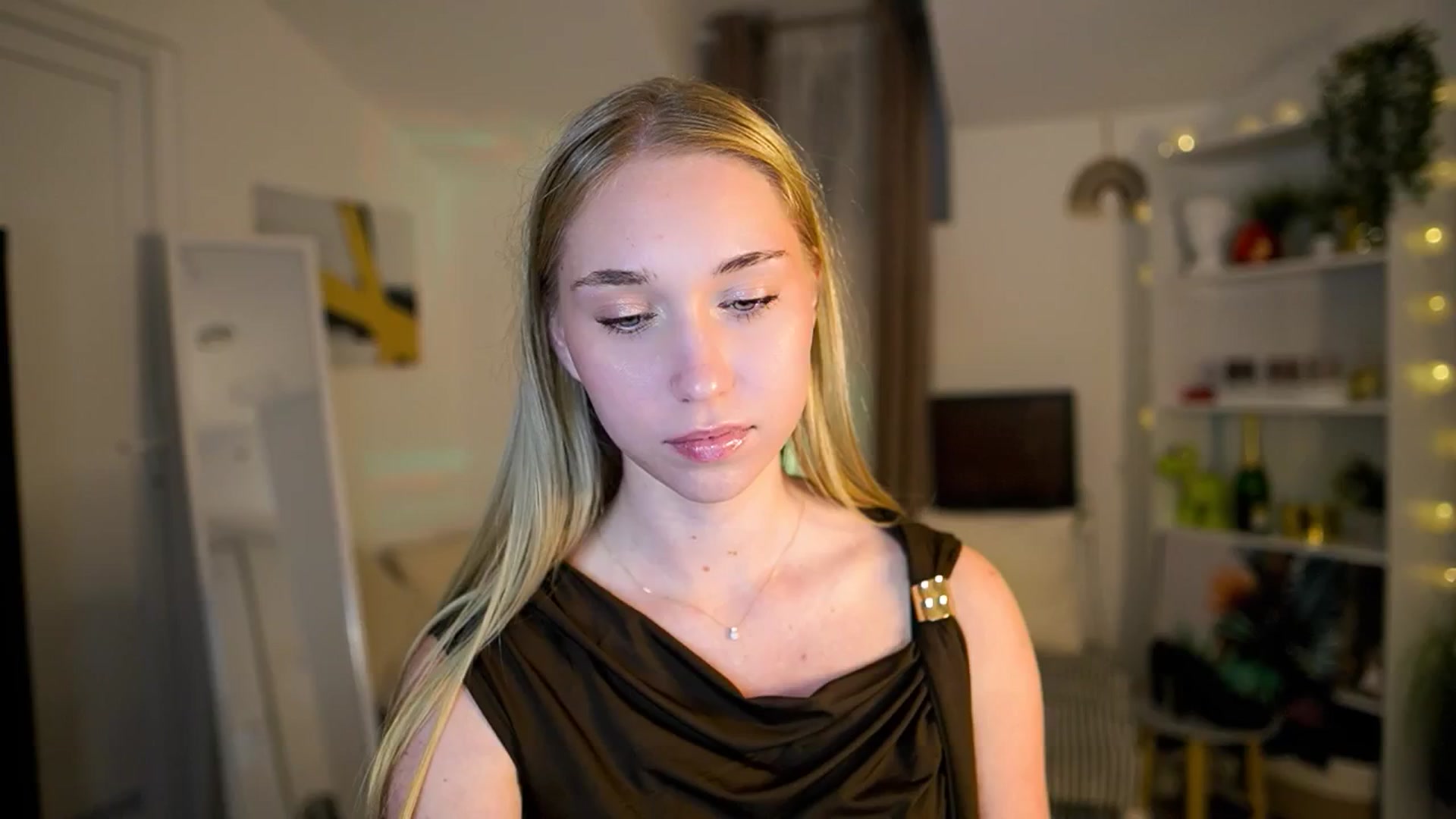 Gallery image thumbnail from Milabunny1's myfreecams stream on, 01/15/2026, 17:08 image 4 of 20