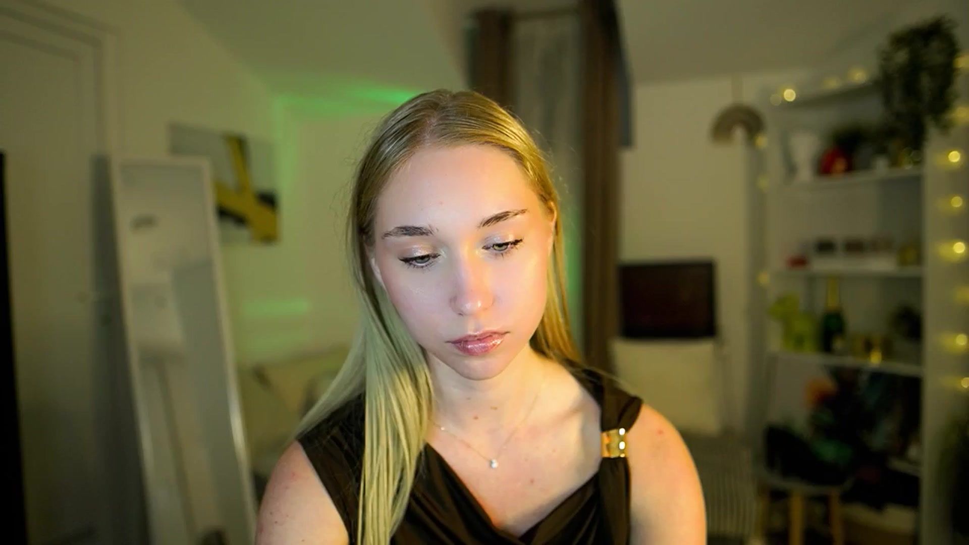 Gallery image thumbnail from Milabunny1's myfreecams stream on, 01/15/2026, 17:08 image 1 of 20