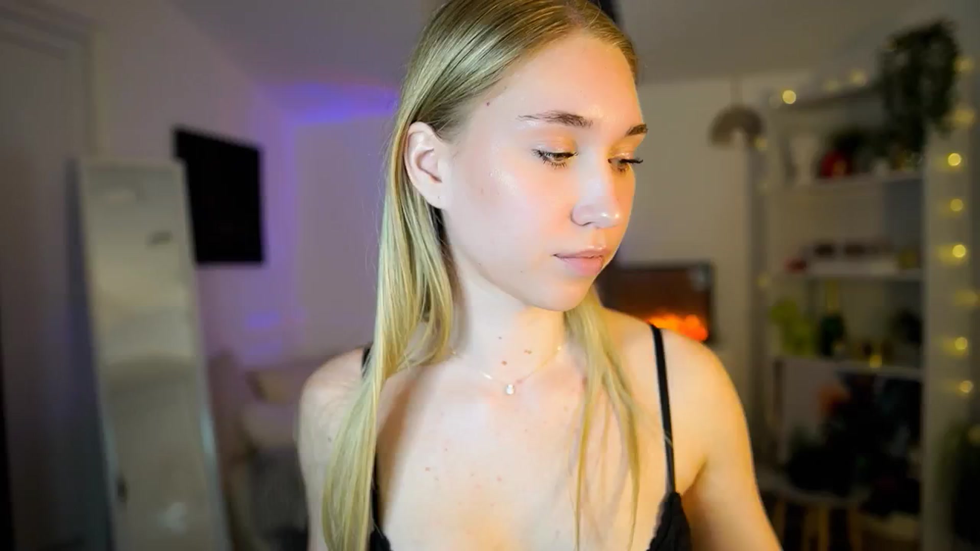 Gallery image thumbnail from Milabunny1's myfreecams stream on, 01/21/2026, 13:06 image 5 of 20