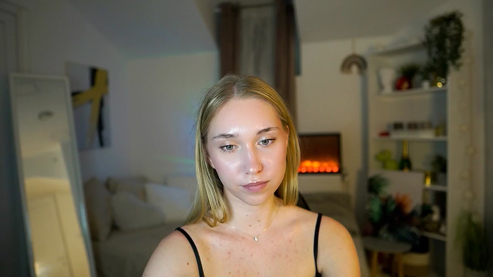 Gallery image thumbnail from Milabunny1's myfreecams stream on, 02/10/2026, 12:36 image 12 of 20
