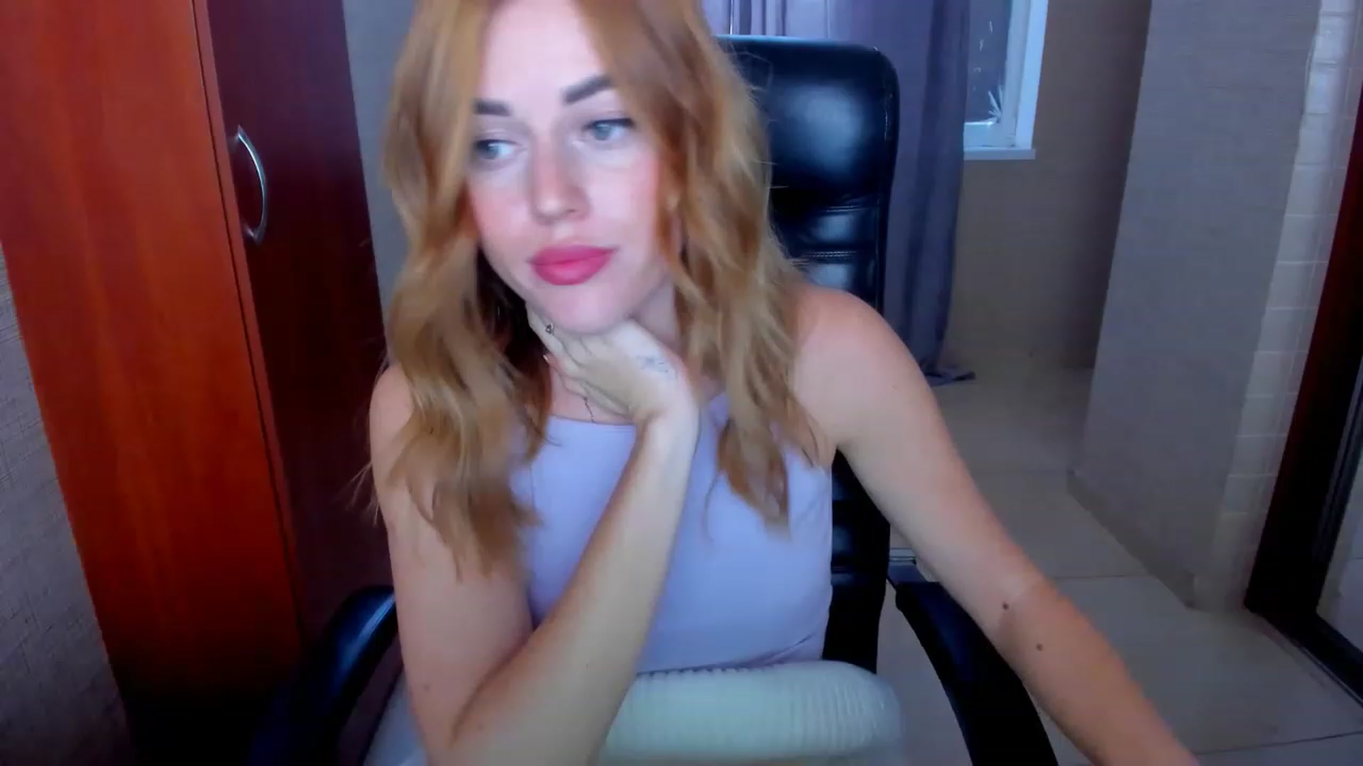 Gallery image thumbnail from Milalils's myfreecams stream on, 11/16/2022, 08:33 image 8 of 20