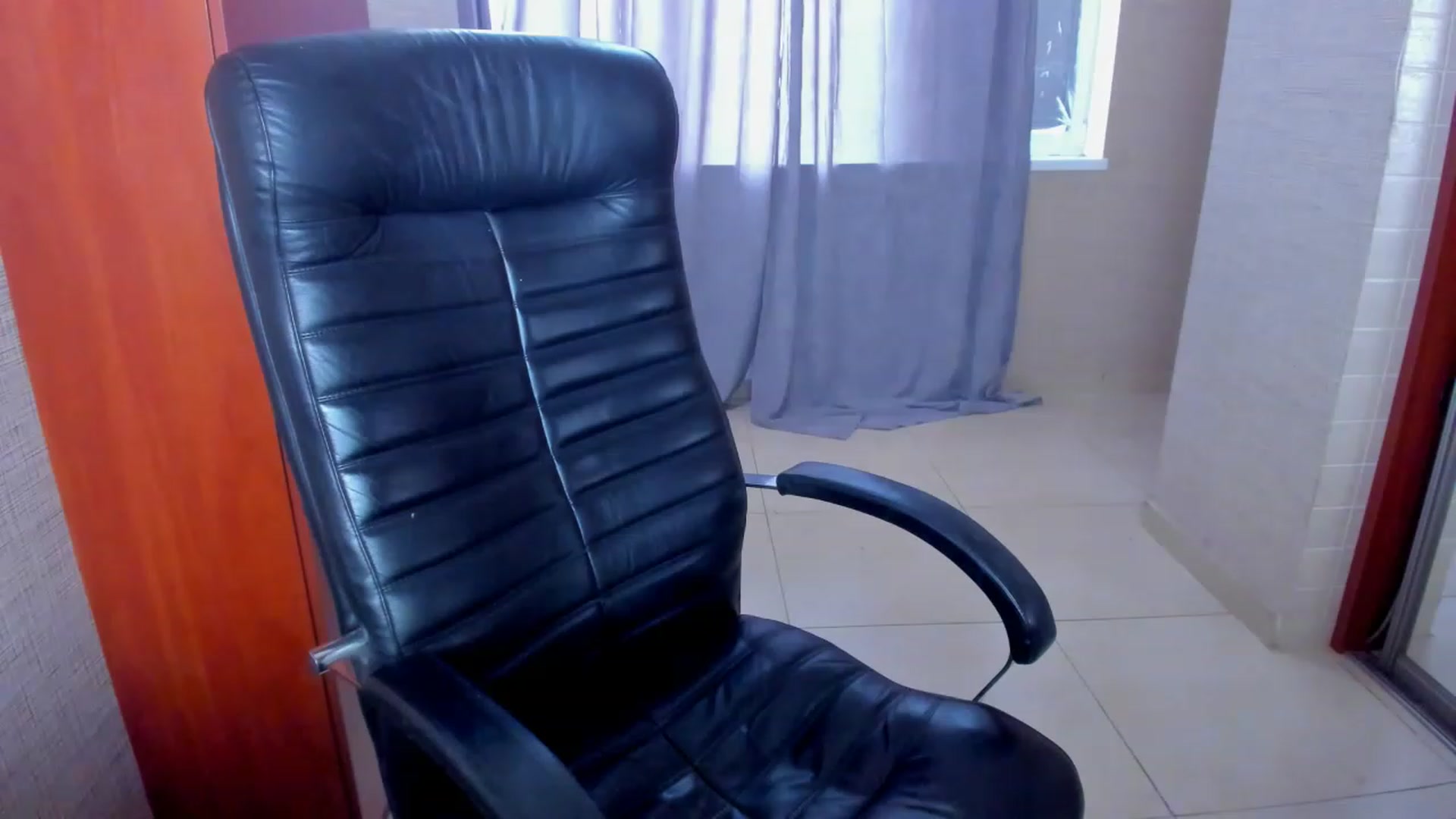 Gallery image thumbnail from Milalils's myfreecams stream on, 11/16/2022, 09:44 image 19 of 20