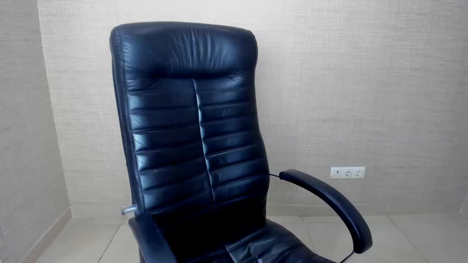 Gallery image thumbnail from Milalils's myfreecams stream on, 12/07/2022, 10:01 image 12 of 20