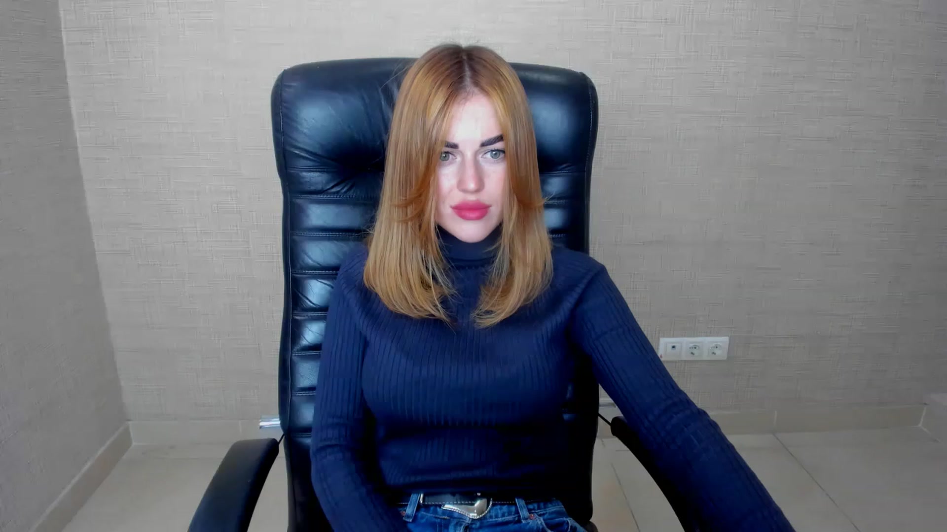 Gallery image thumbnail from Milalils's myfreecams stream on, 12/07/2022, 10:01 image 10 of 20