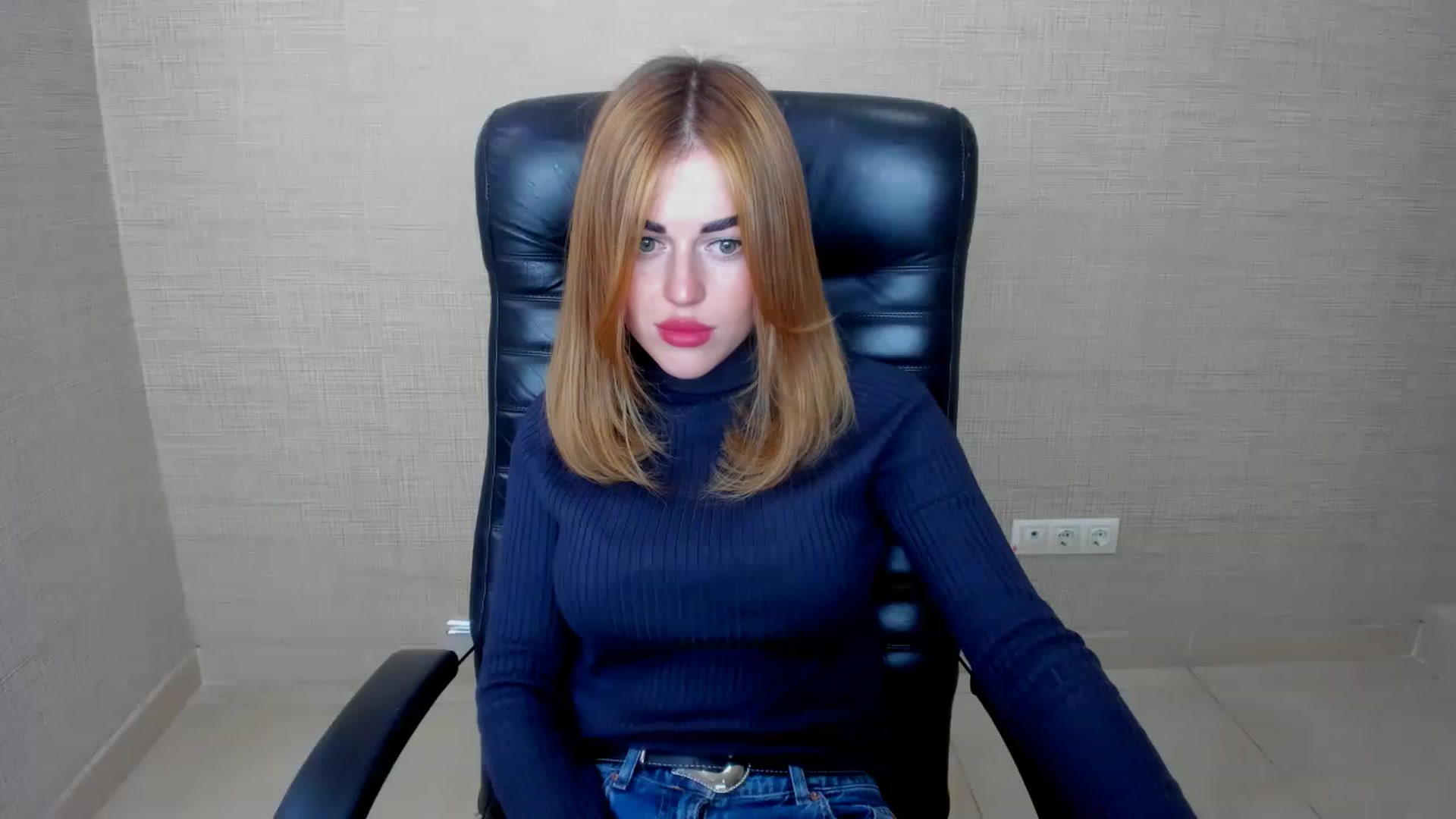Gallery image thumbnail from Milalils's myfreecams stream on, 12/07/2022, 10:01 image 7 of 20