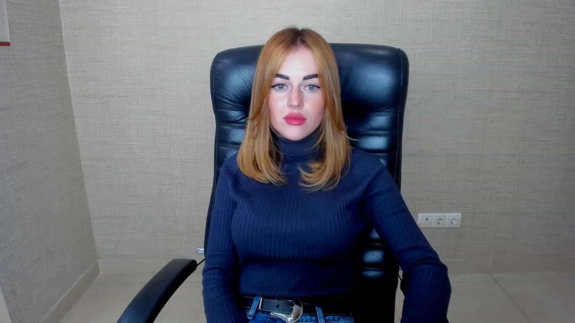 Gallery image thumbnail from Milalils's myfreecams stream on, 12/07/2022, 10:01 image 16 of 20