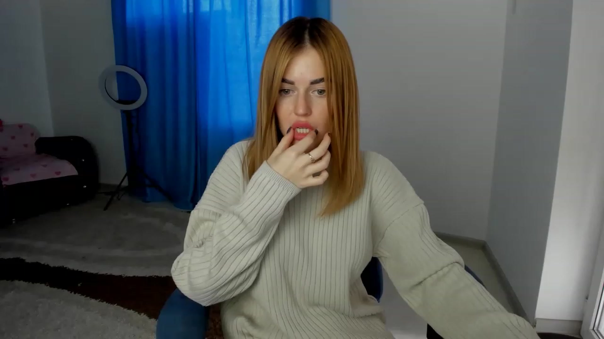 Gallery image thumbnail from Milalils's myfreecams stream on, 12/12/2022, 10:07 image 16 of 20
