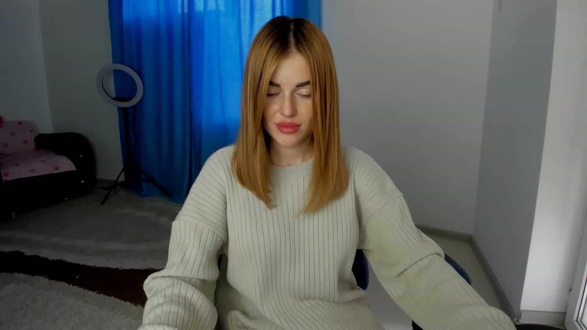 Gallery image thumbnail from Milalils's myfreecams stream on, 12/12/2022, 10:07 image 14 of 20