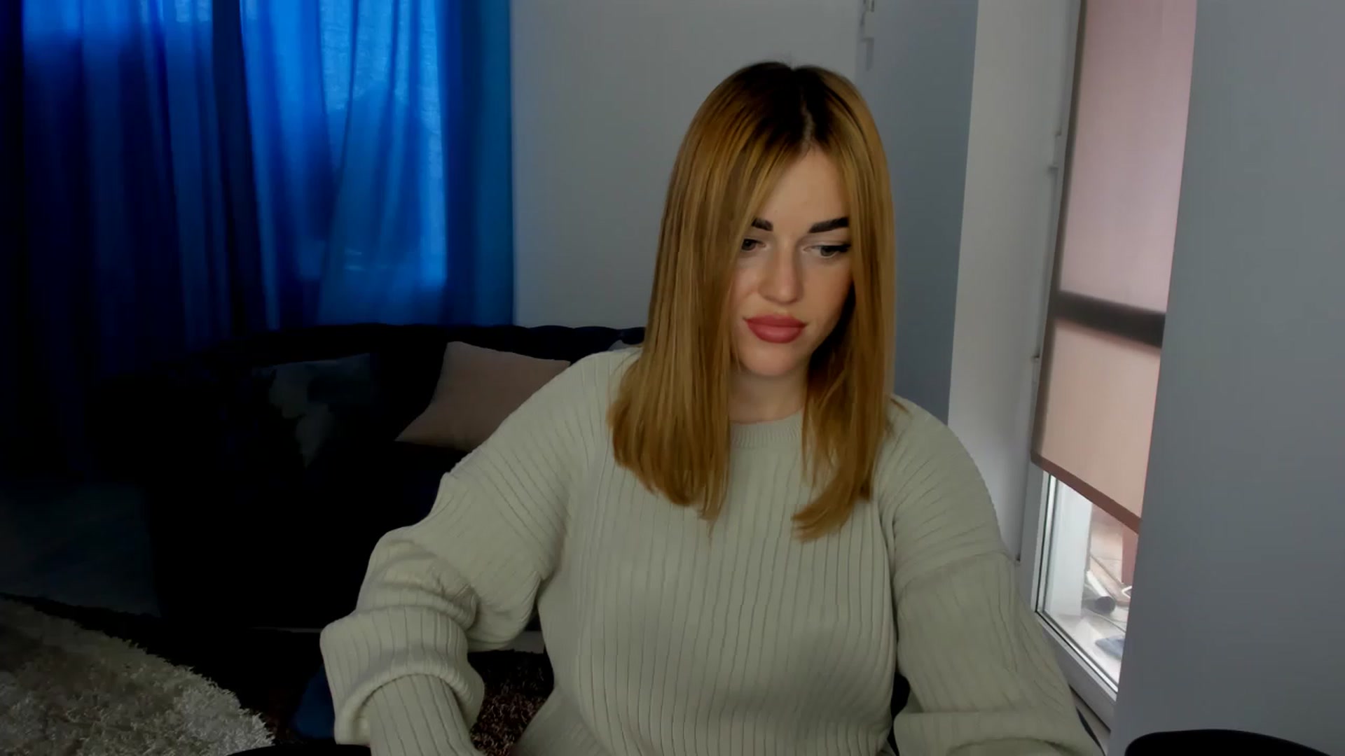 Gallery image thumbnail from Milalils's myfreecams stream on, 12/19/2022, 09:28 image 17 of 20