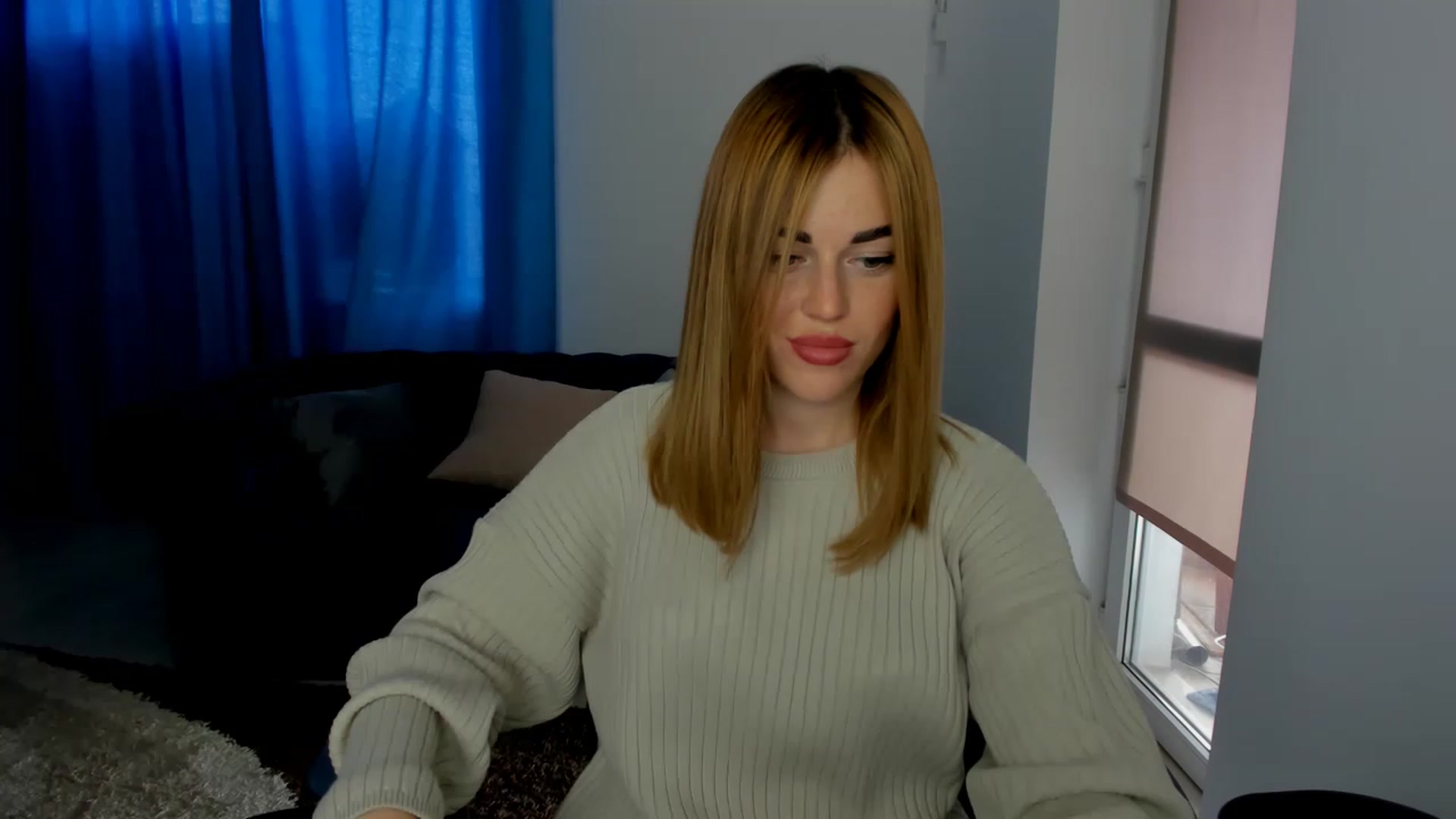 Gallery image thumbnail from Milalils's myfreecams stream on, 12/19/2022, 09:28 image 16 of 20