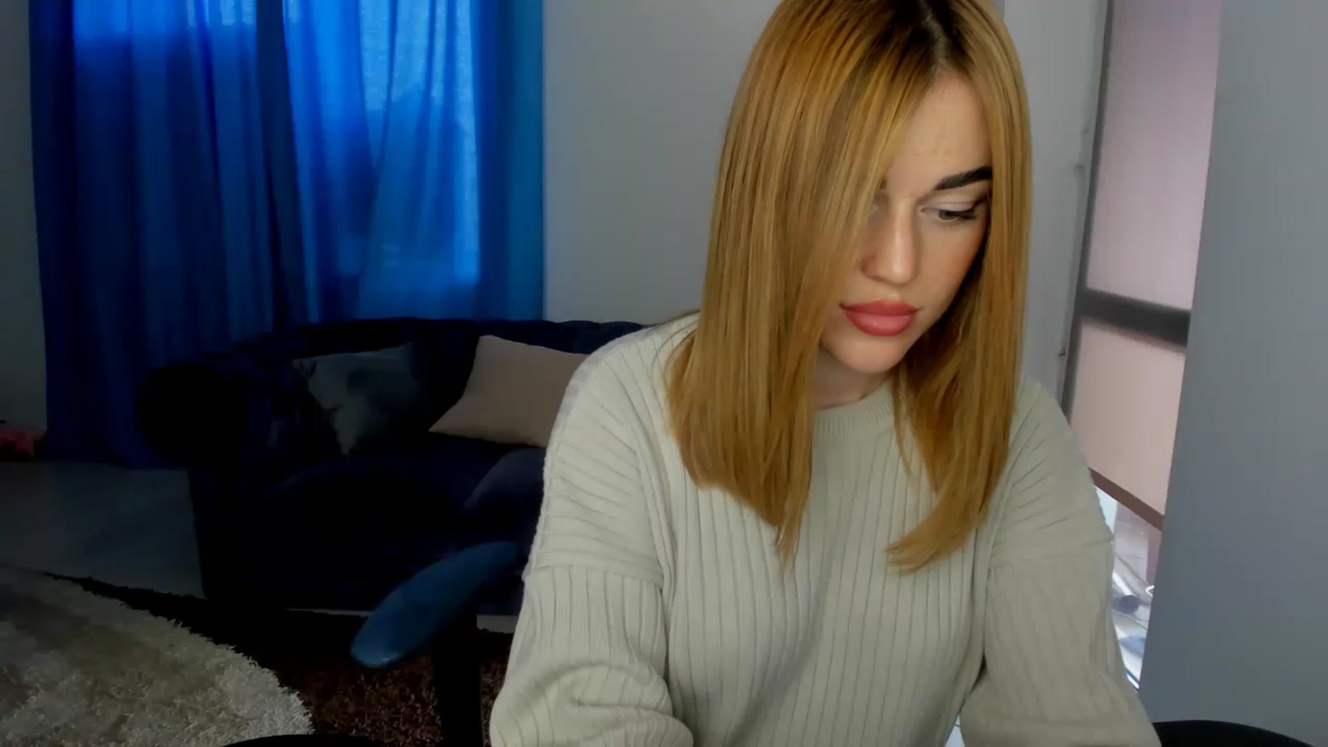 Gallery image thumbnail from Milalils's myfreecams stream on, 12/19/2022, 09:28 image 10 of 20