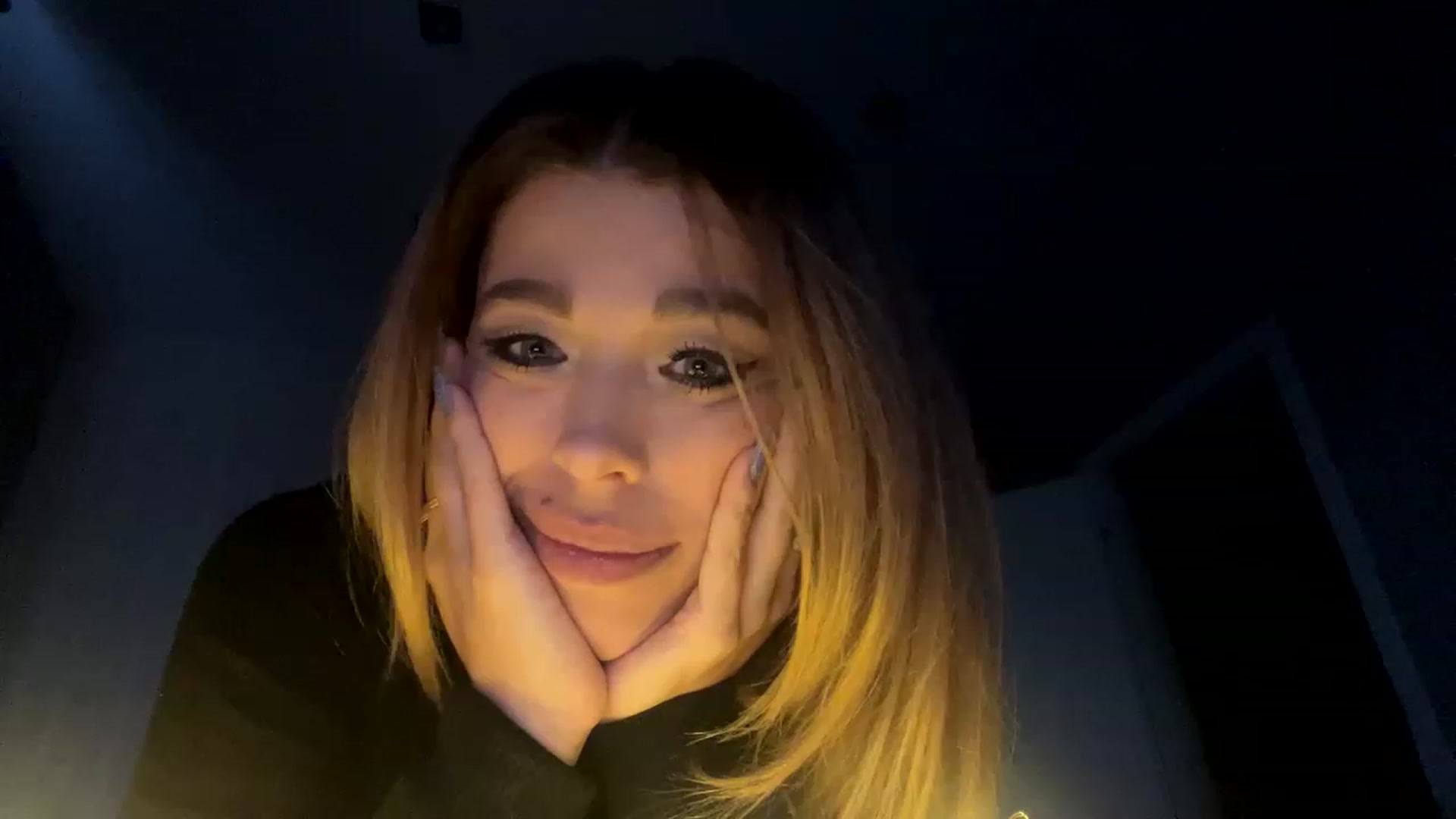 Gallery image thumbnail from MilanaGreen's myfreecams stream on, 11/26/2022, 13:10 image 20 of 20