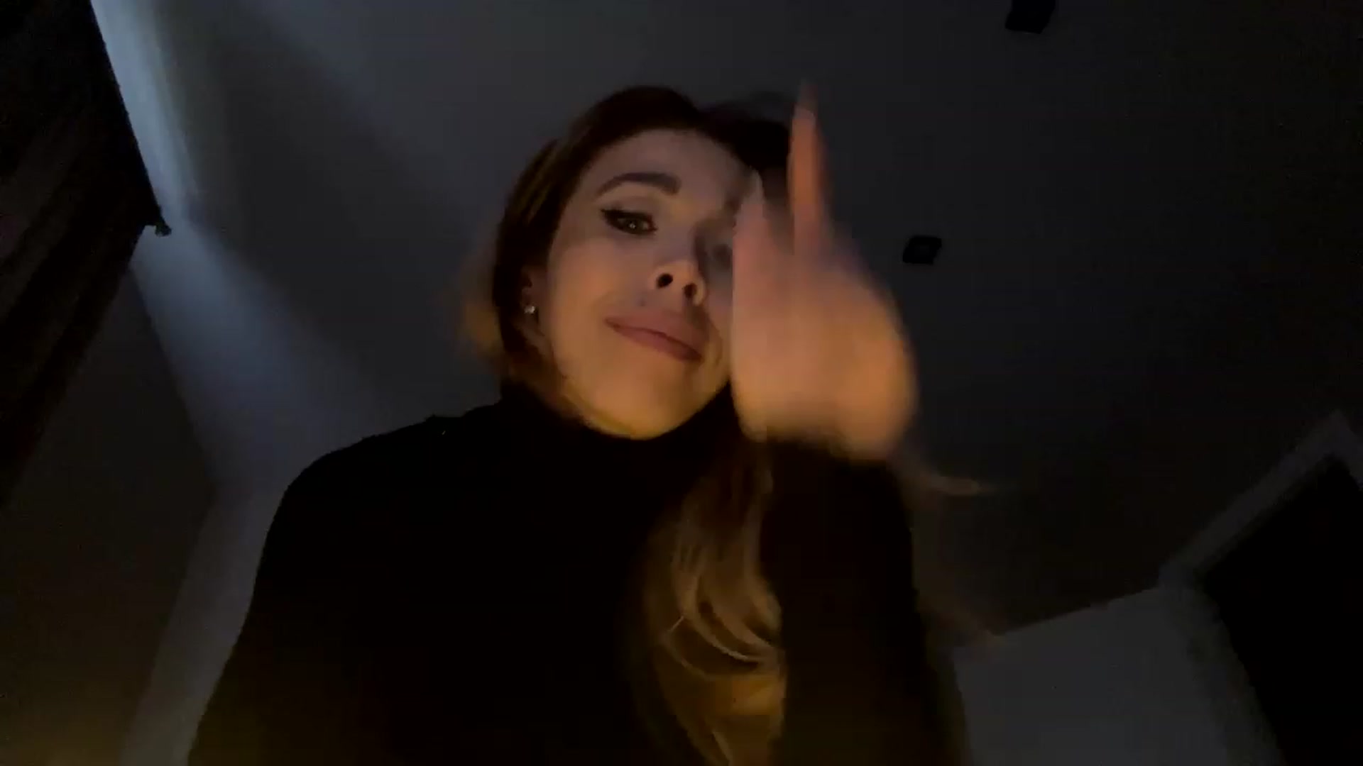 Gallery image thumbnail from MilanaGreen's myfreecams stream on, 11/26/2022, 13:10 image 12 of 20