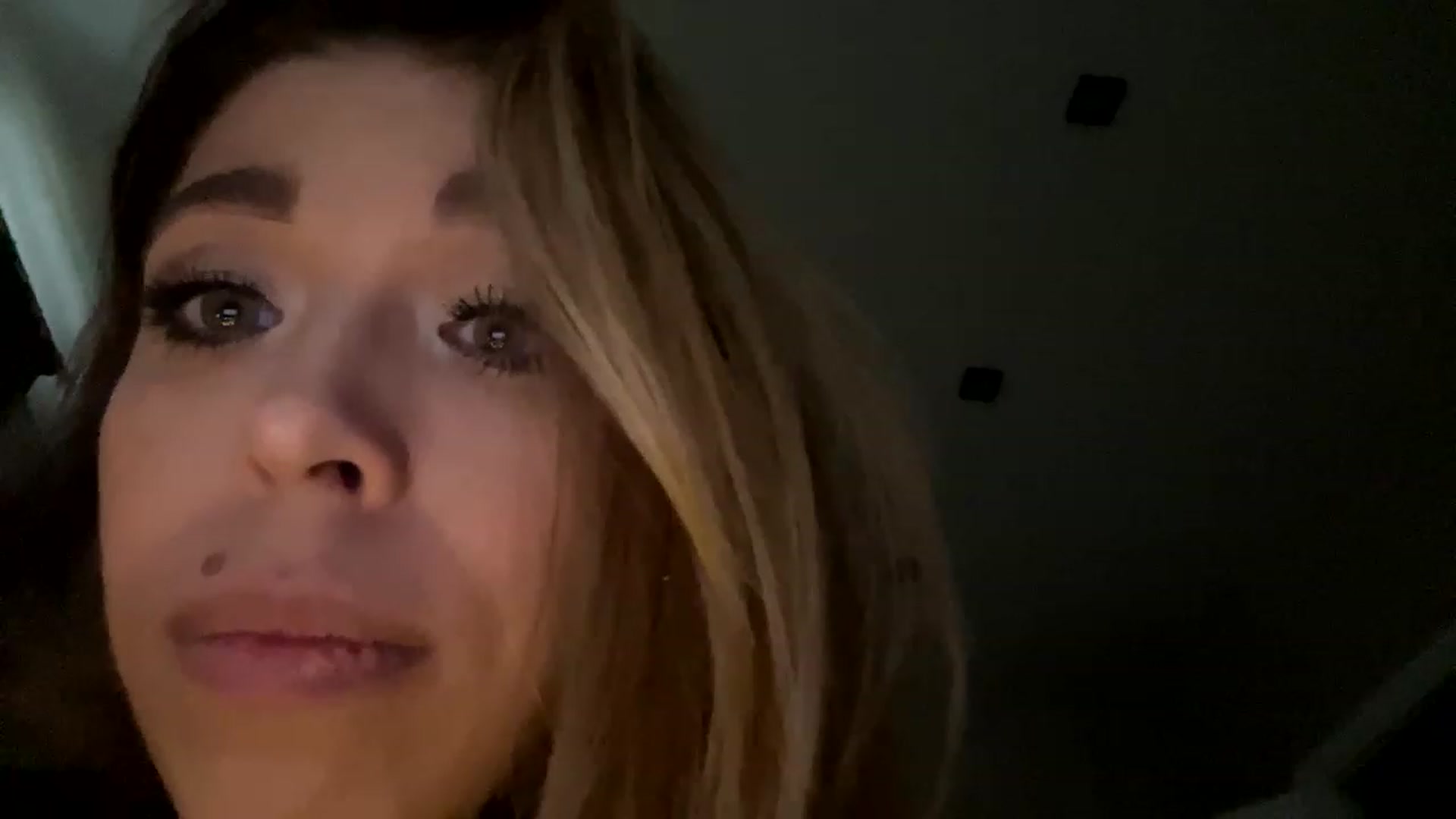 Gallery image thumbnail from MilanaGreen's myfreecams stream on, 11/26/2022, 13:10 image 11 of 20