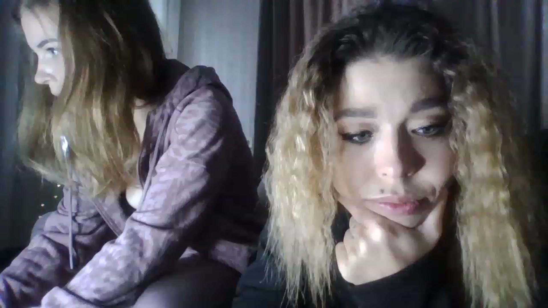 Gallery image thumbnail from MilanaGreen's myfreecams stream on, 11/27/2022, 11:20 image 3 of 20