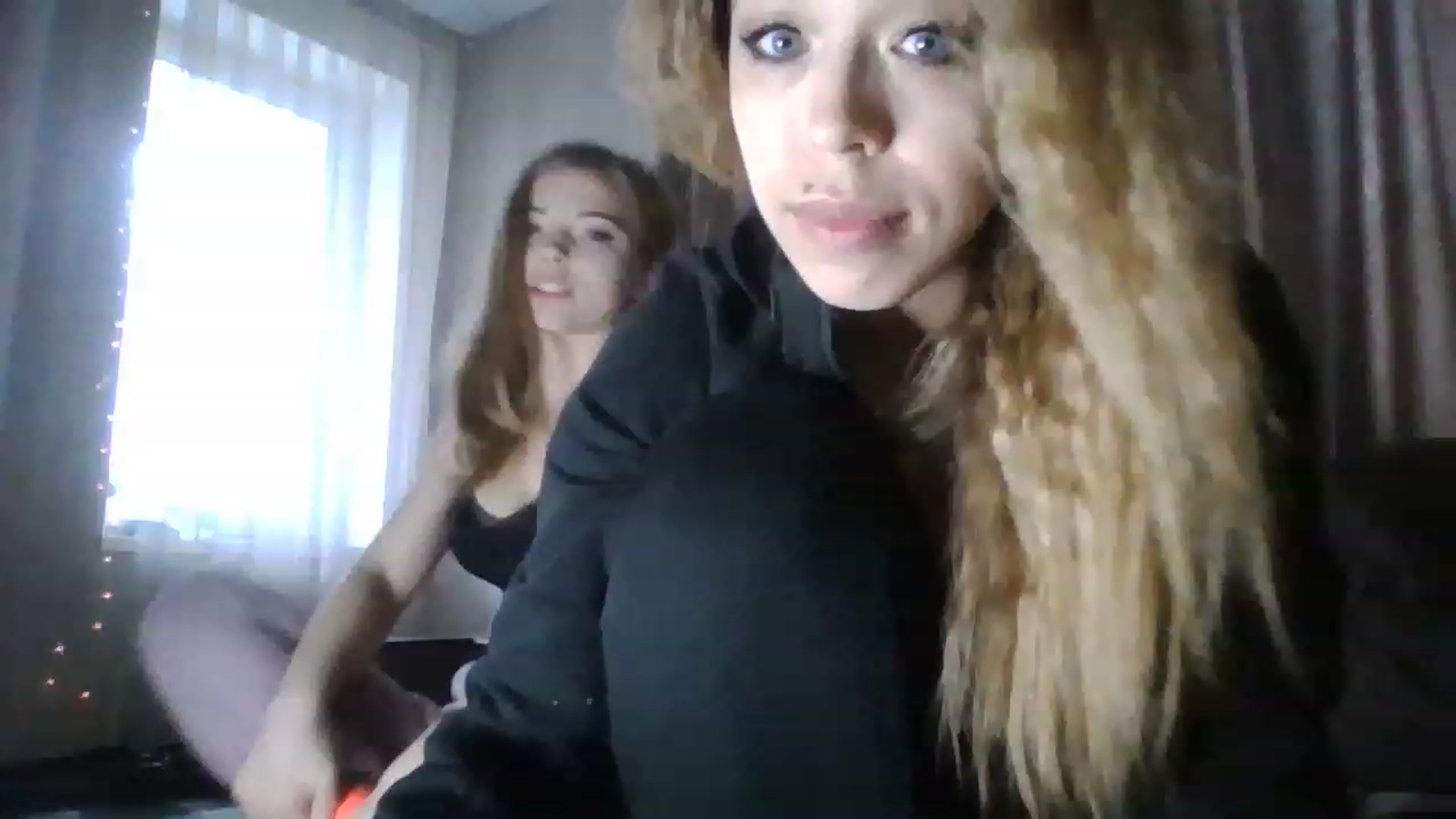 Gallery image thumbnail from MilanaGreen's myfreecams stream on, 11/27/2022, 11:20 image 18 of 20