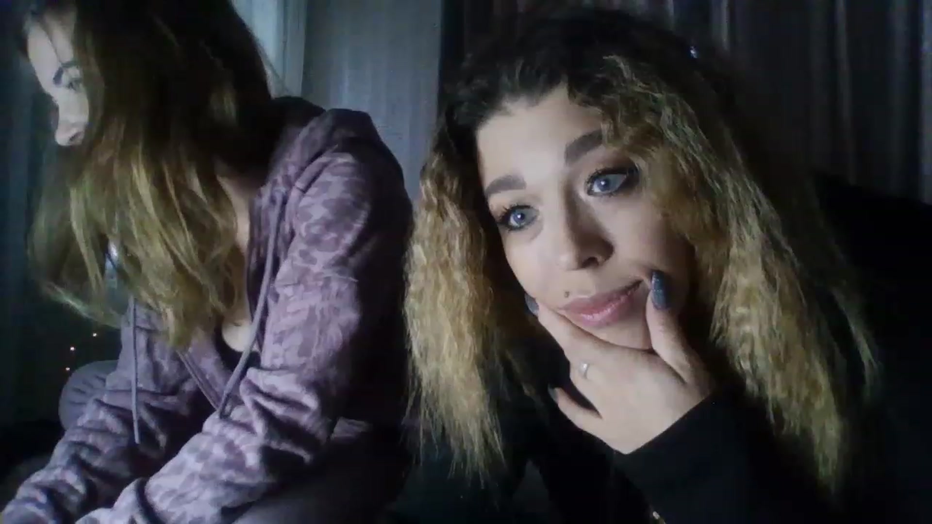Gallery image thumbnail from MilanaGreen's myfreecams stream on, 11/27/2022, 11:20 image 5 of 20