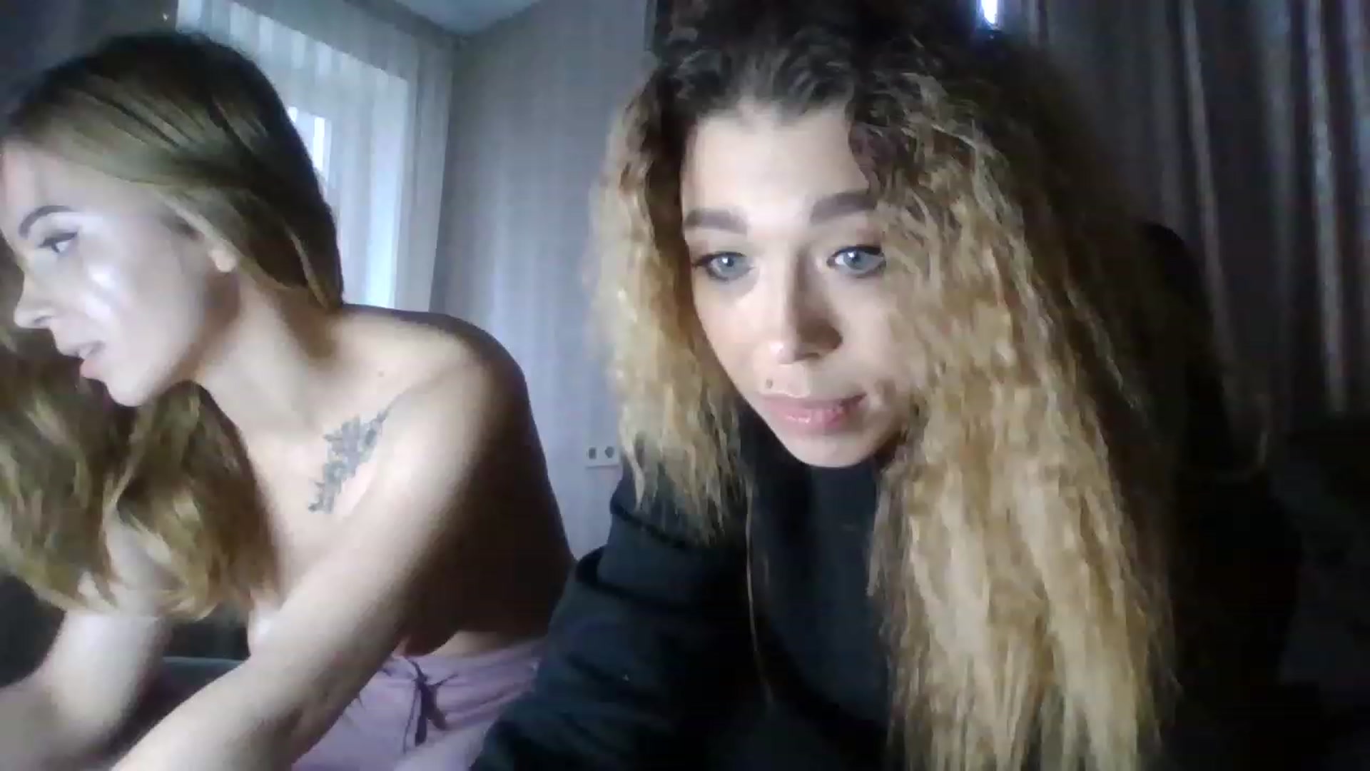 Gallery image thumbnail from MilanaGreen's myfreecams stream on, 11/27/2022, 11:20 image 9 of 20
