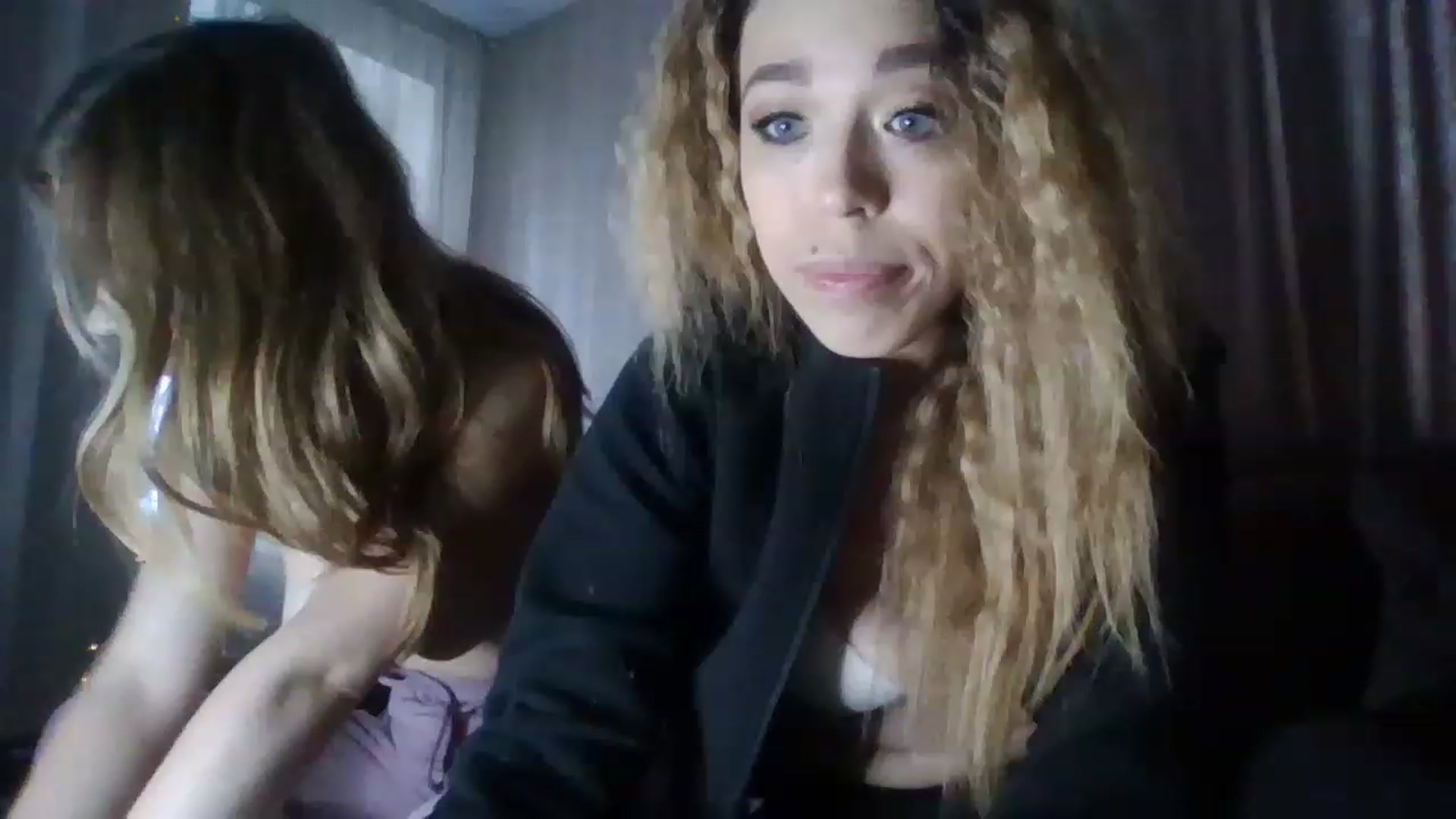 Gallery image thumbnail from MilanaGreen's myfreecams stream on, 11/27/2022, 11:20 image 10 of 20