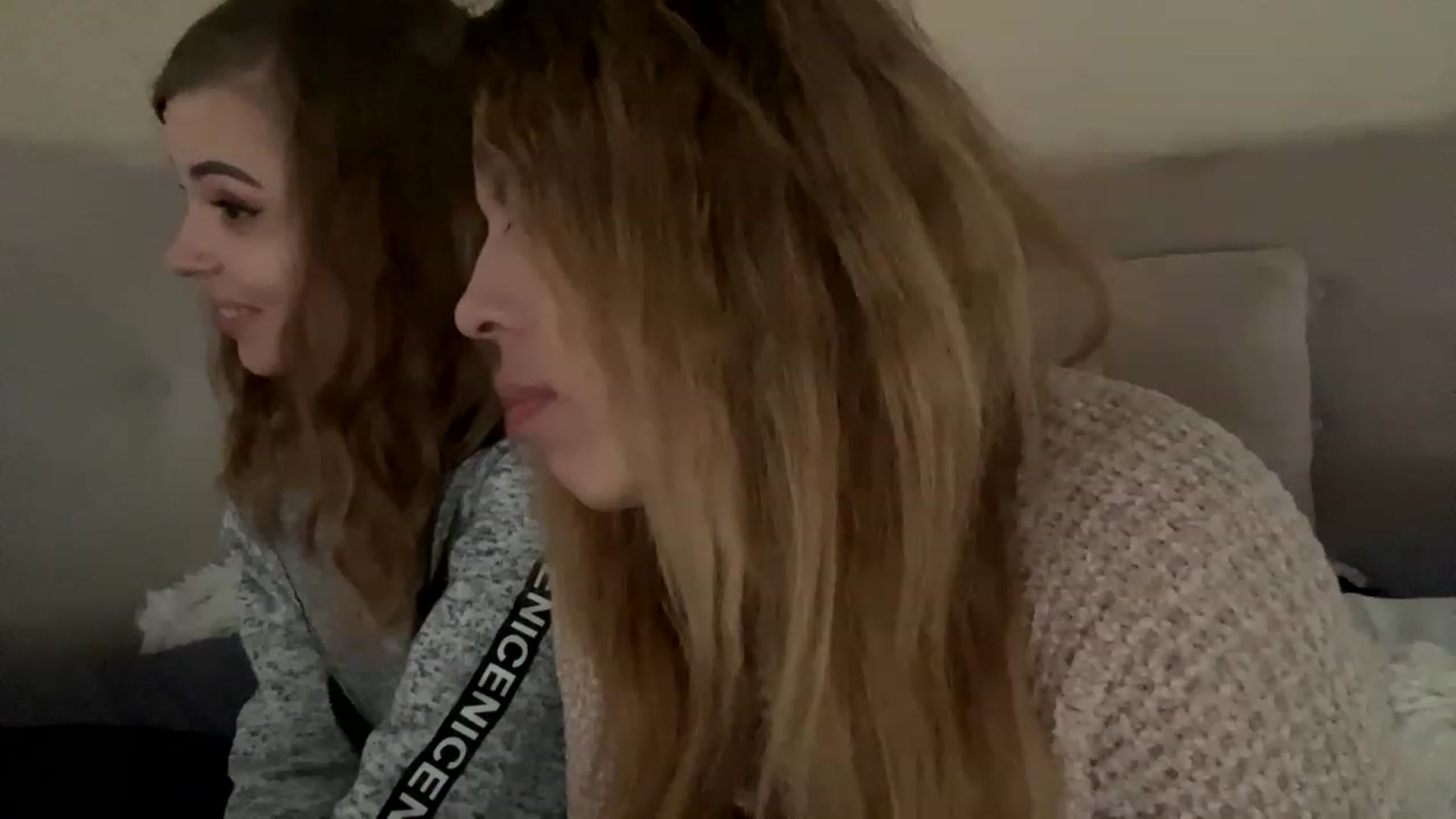 Gallery image thumbnail from MilanaGreen's myfreecams stream on, 11/28/2022, 12:20 image 16 of 20