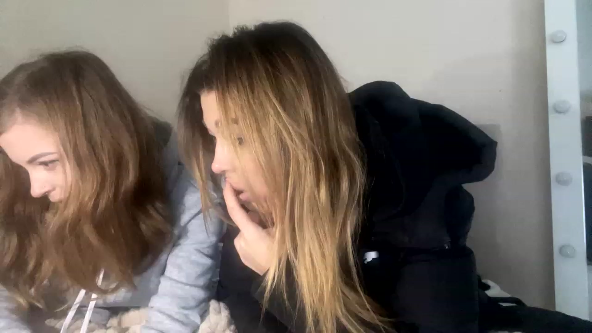 Gallery image thumbnail from MilanaGreen's myfreecams stream on, 11/29/2022, 12:01 image 4 of 20