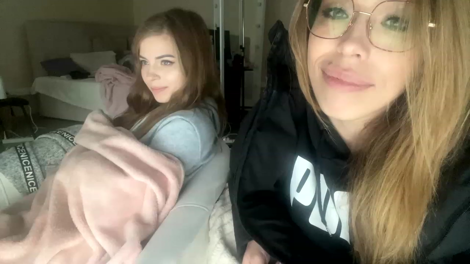 Gallery image thumbnail from MilanaGreen's myfreecams stream on, 11/29/2022, 12:58 image 20 of 20
