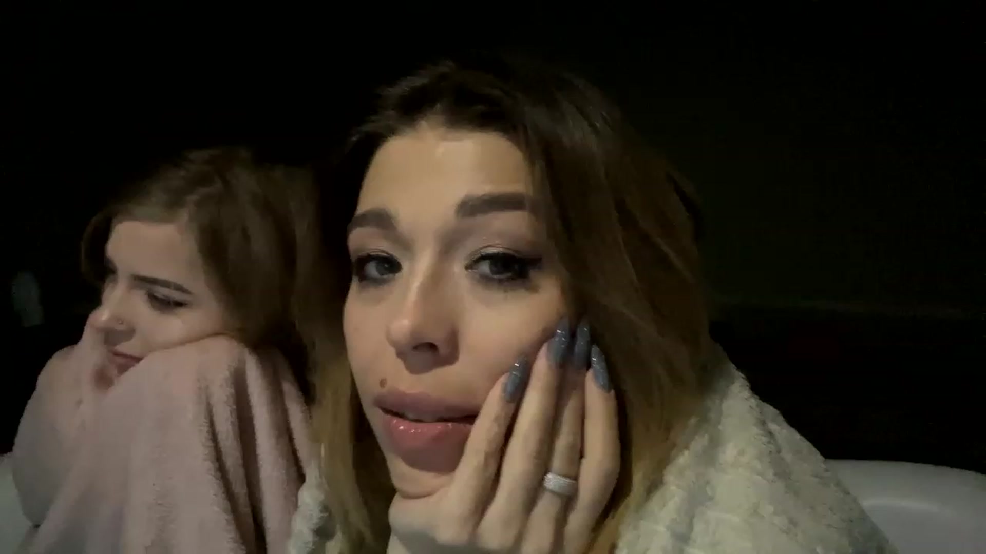 Gallery image thumbnail from MilanaGreen's myfreecams stream on, 11/29/2022, 13:54 image 19 of 20