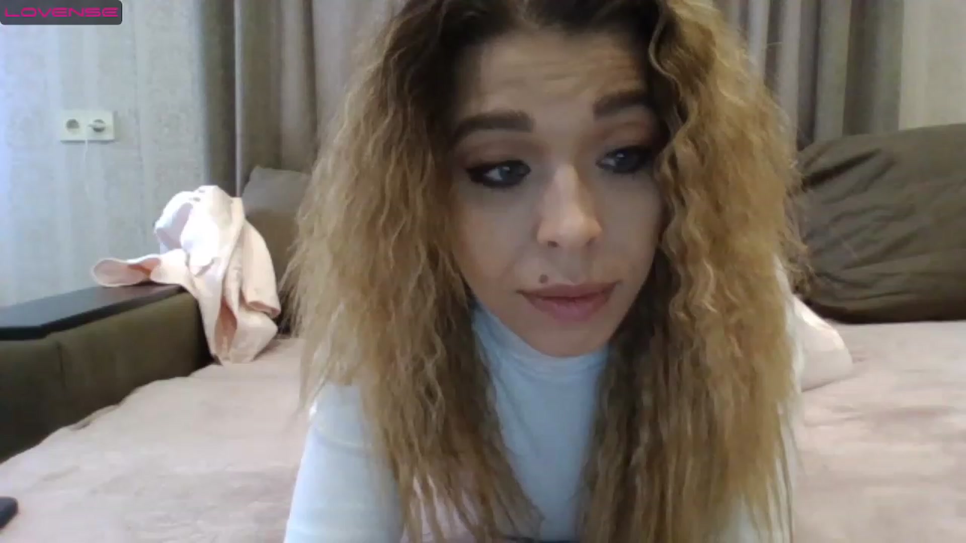 Gallery image thumbnail from MilanaGreen's myfreecams stream on, 12/02/2022, 12:06 image 2 of 20