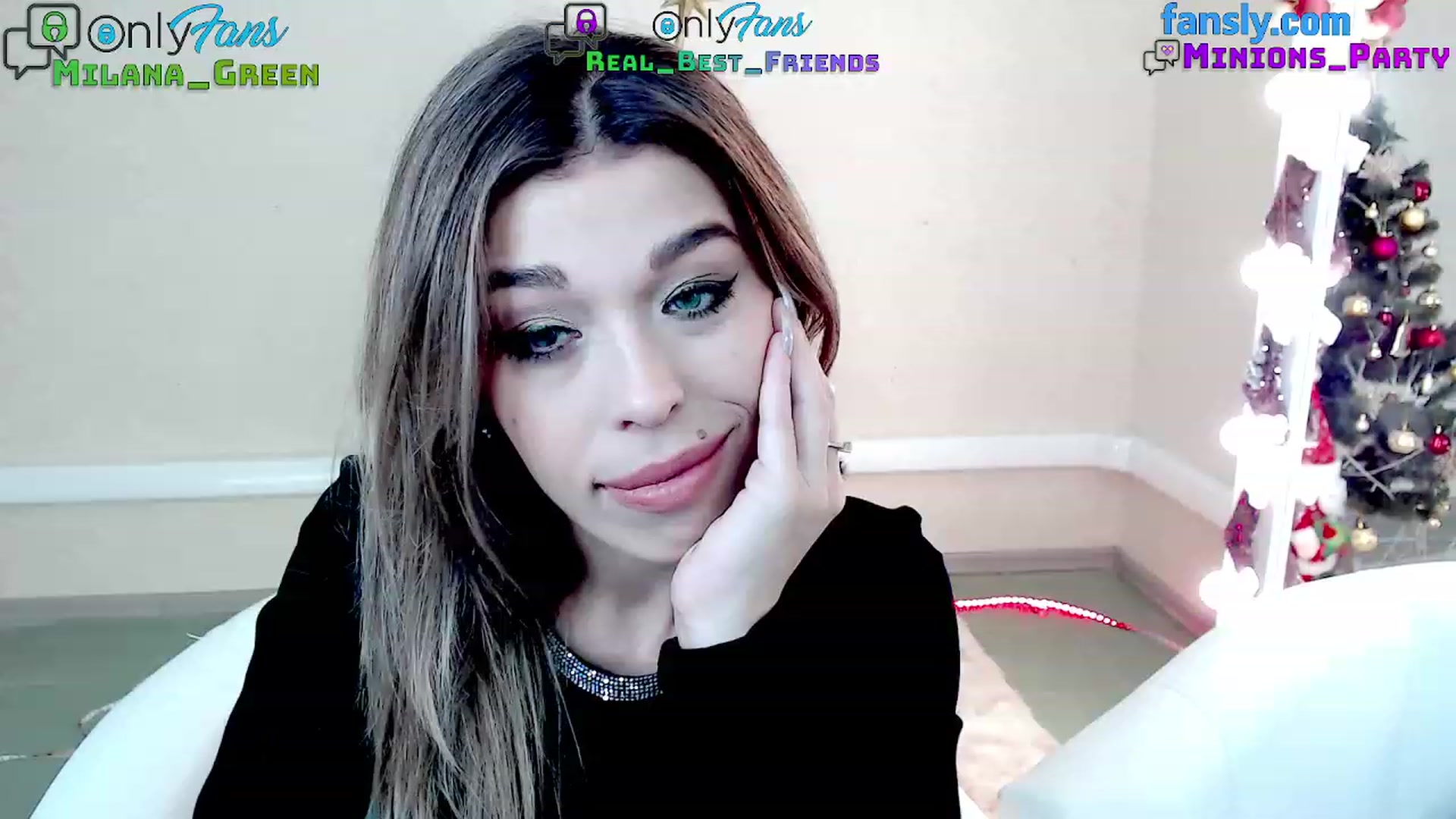 Gallery image thumbnail from MilanaGreen's myfreecams stream on, 12/24/2022, 15:10 image 12 of 20
