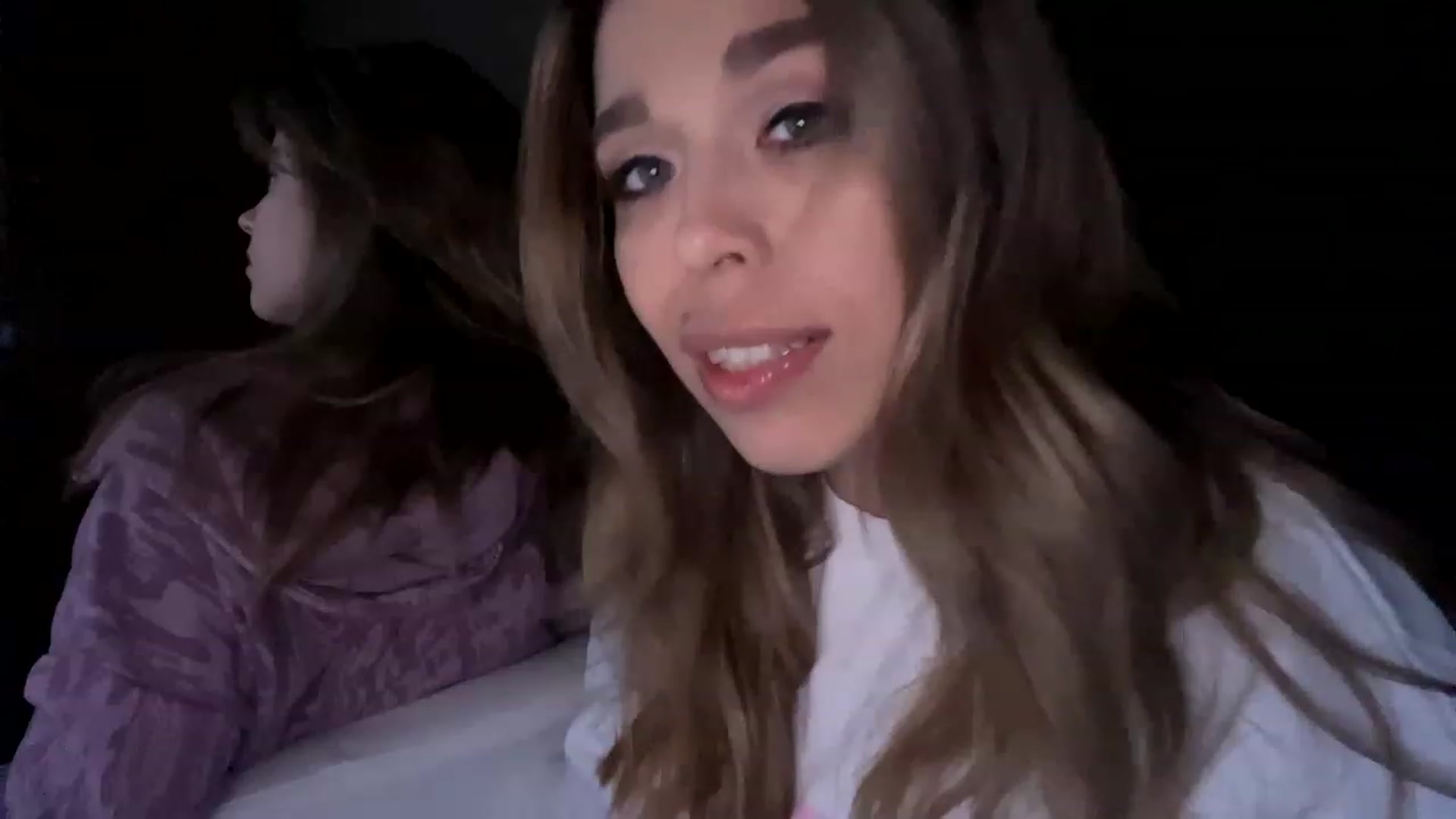 Gallery image thumbnail from MilanaGreen's myfreecams stream on, 12/28/2022, 14:24 image 2 of 20