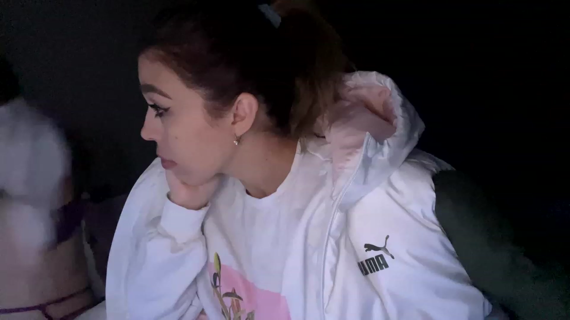 Gallery image thumbnail from MilanaGreen's myfreecams stream on, 12/28/2022, 15:21 image 1 of 20