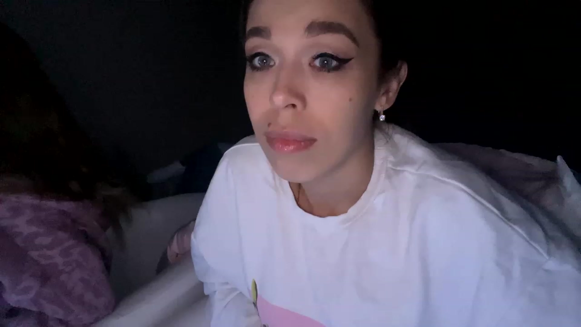 Gallery image thumbnail from MilanaGreen's myfreecams stream on, 12/28/2022, 15:21 image 16 of 20
