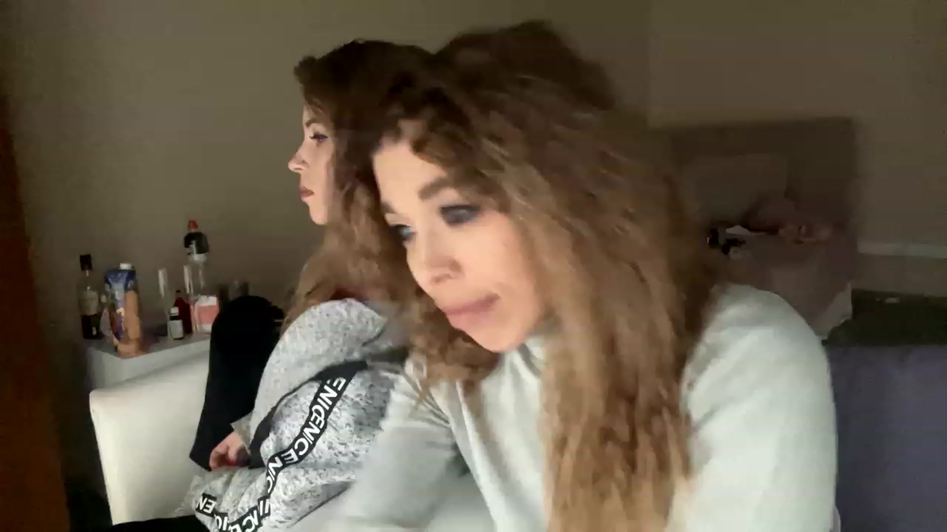 Gallery image thumbnail from MilanaGreen's myfreecams stream on, 12/29/2022, 12:52 image 17 of 20