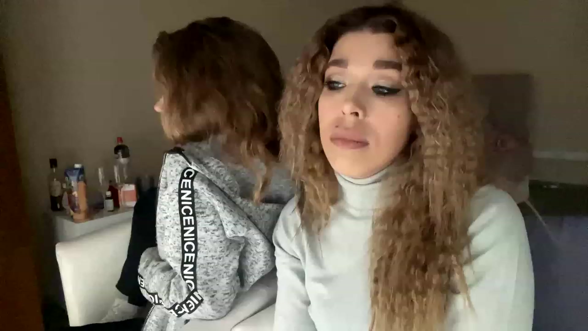 Gallery image thumbnail from MilanaGreen's myfreecams stream on, 12/29/2022, 12:52 image 18 of 20
