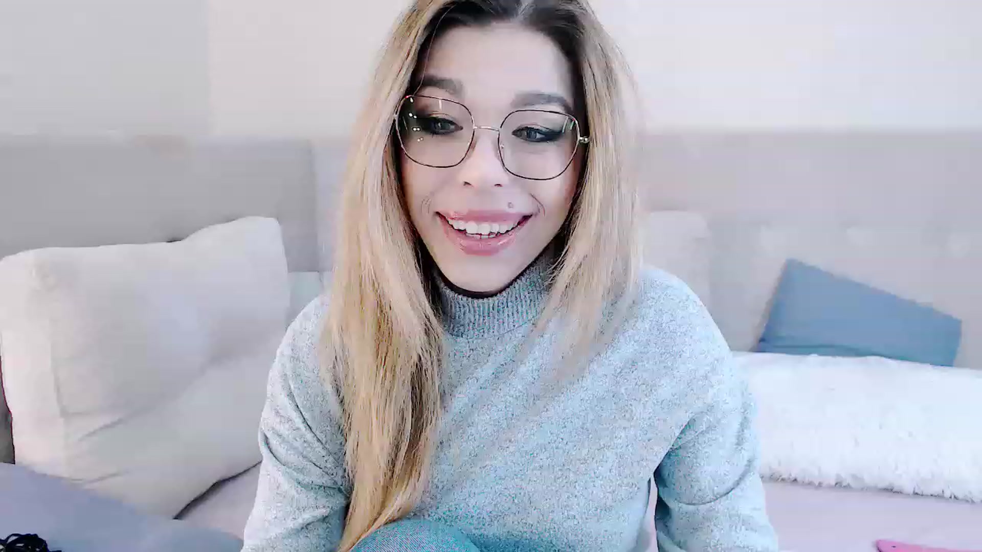 Gallery image thumbnail from MilanaGreen's myfreecams stream on, 02/06/2023, 12:23 image 1 of 20